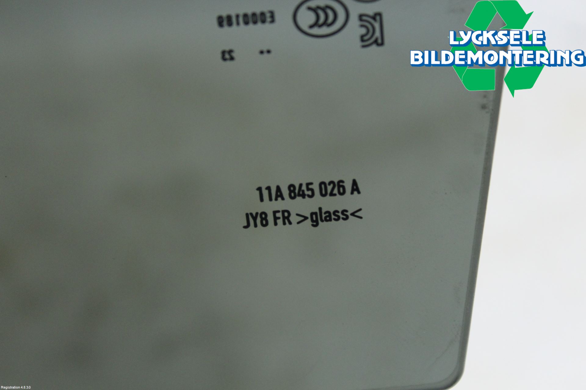 Volkswagen VW ID.4 21- Dörruta Bak Höger