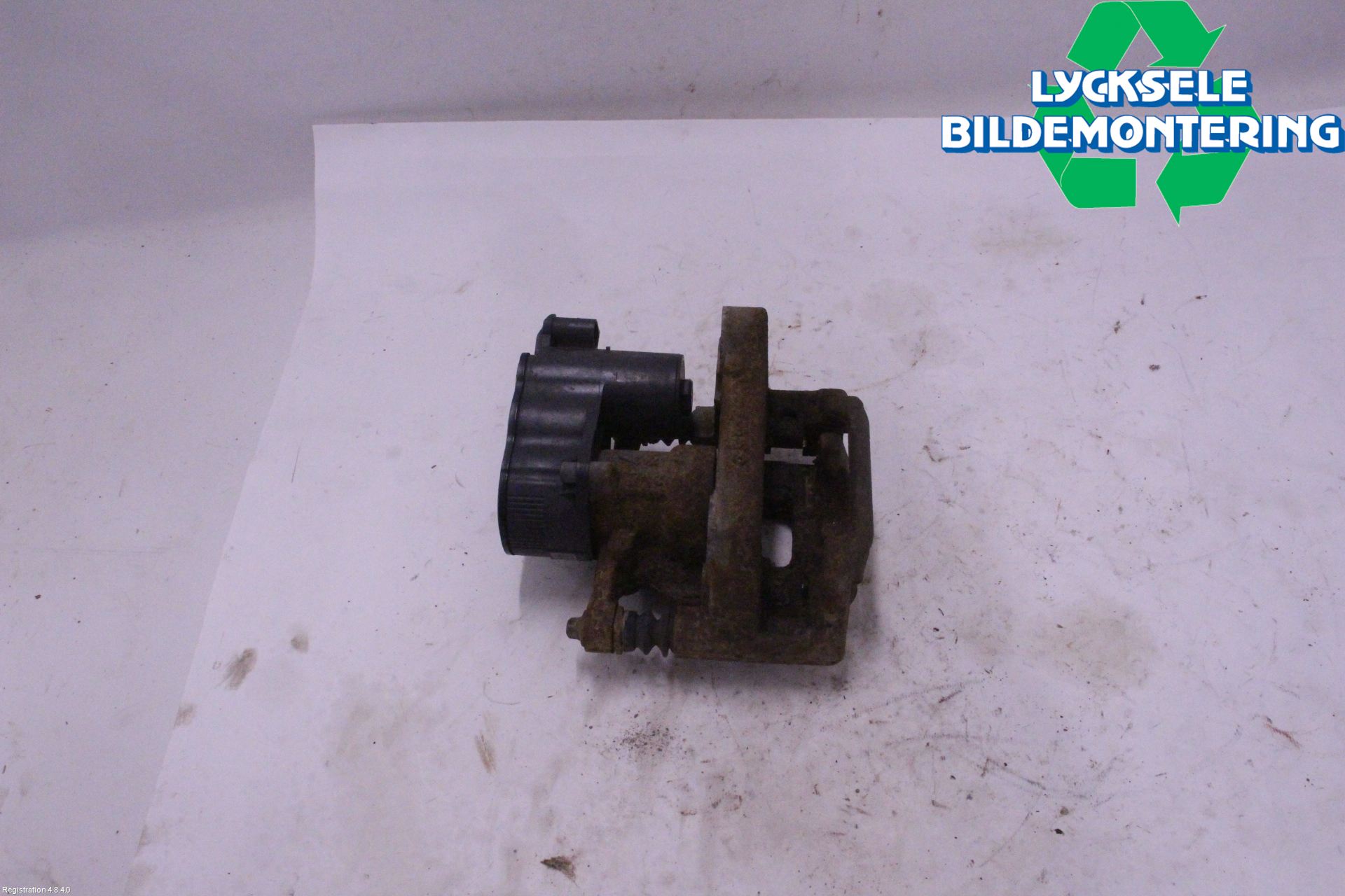 Peugeot PARTNER/E-PARTNER 19- Bromsok Bak Vänster