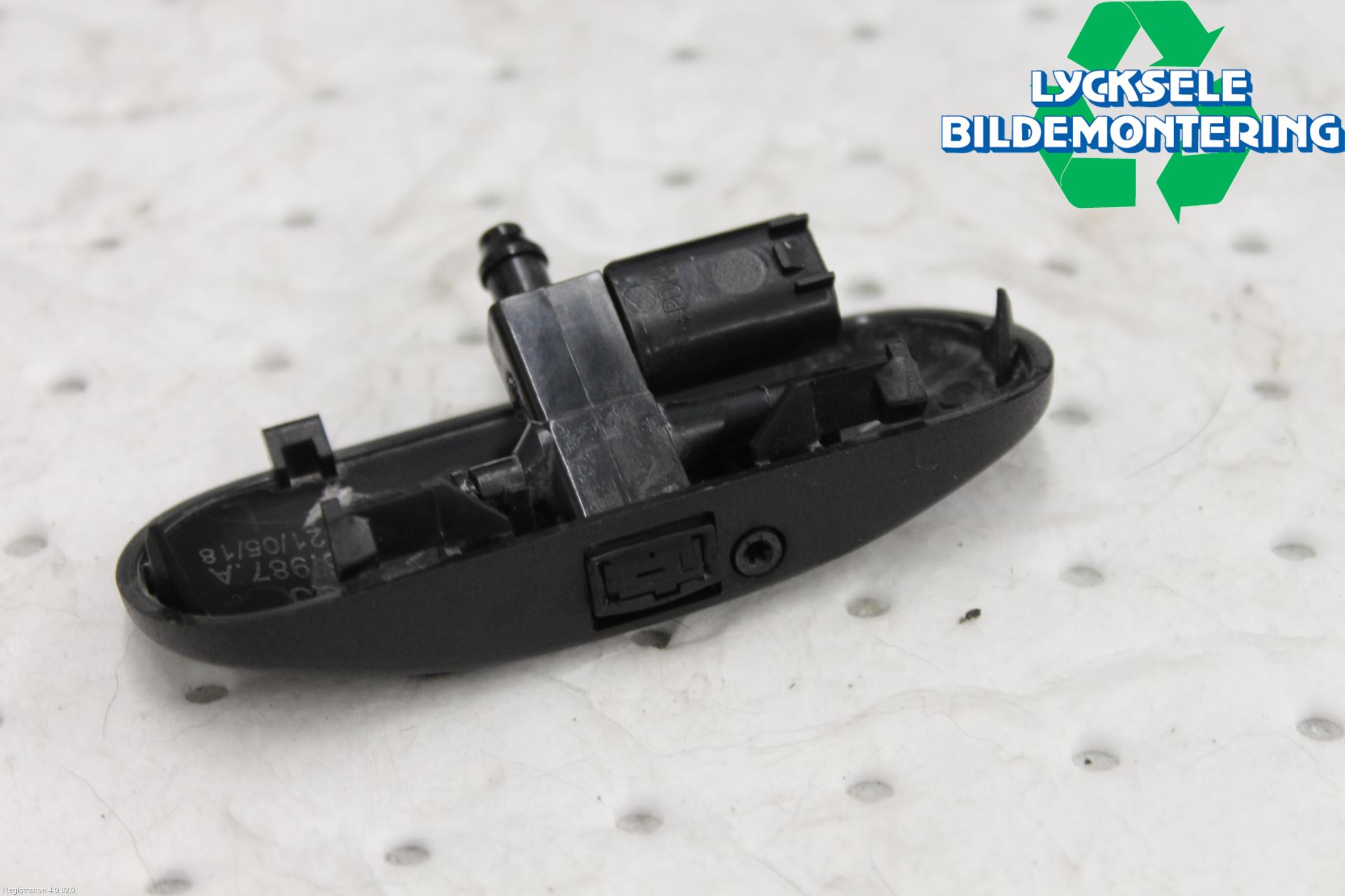 Audi Q5/SQ5 17- Spolarmunstycke Rutor