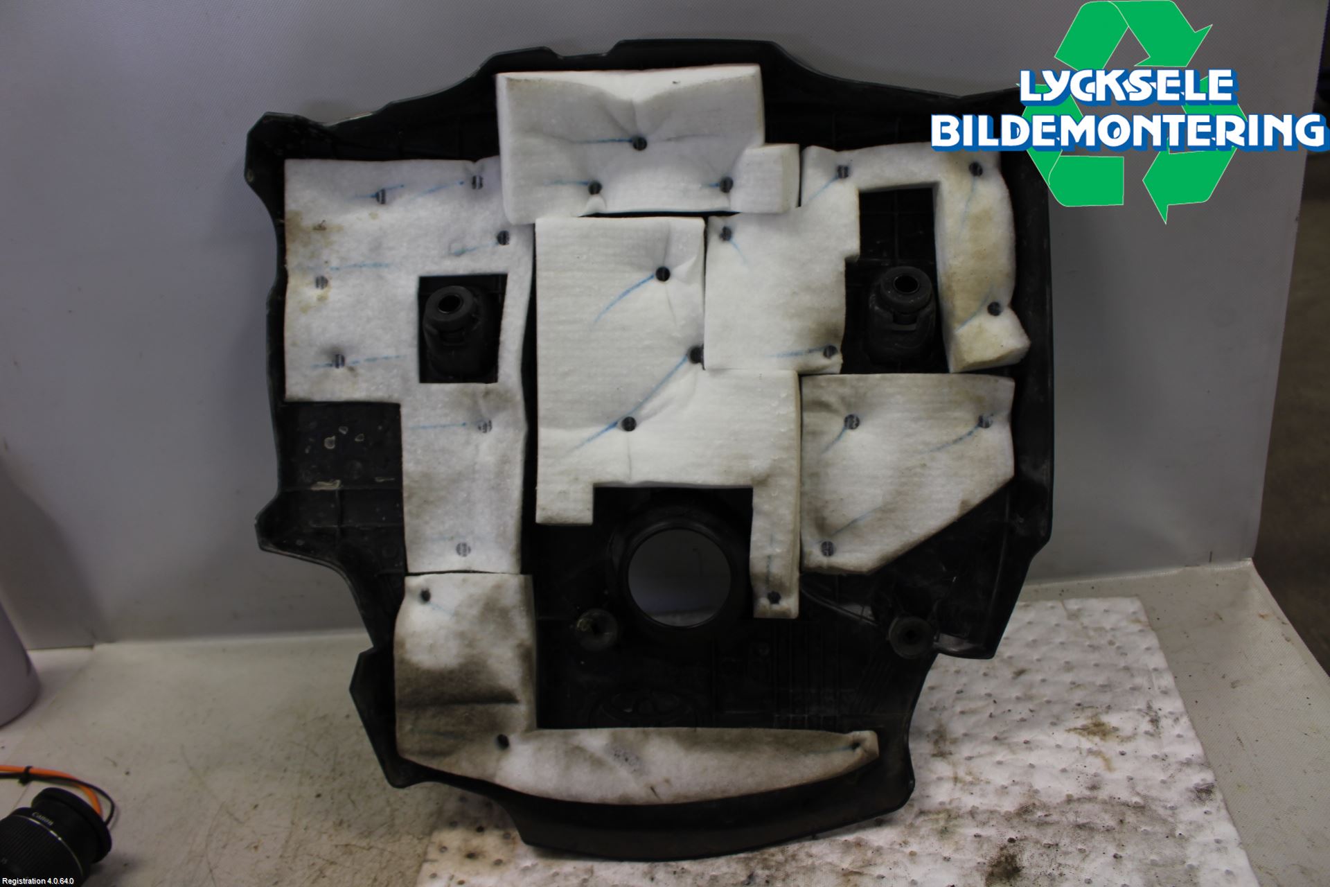 Toyota HILUX 16- Motorkåpa