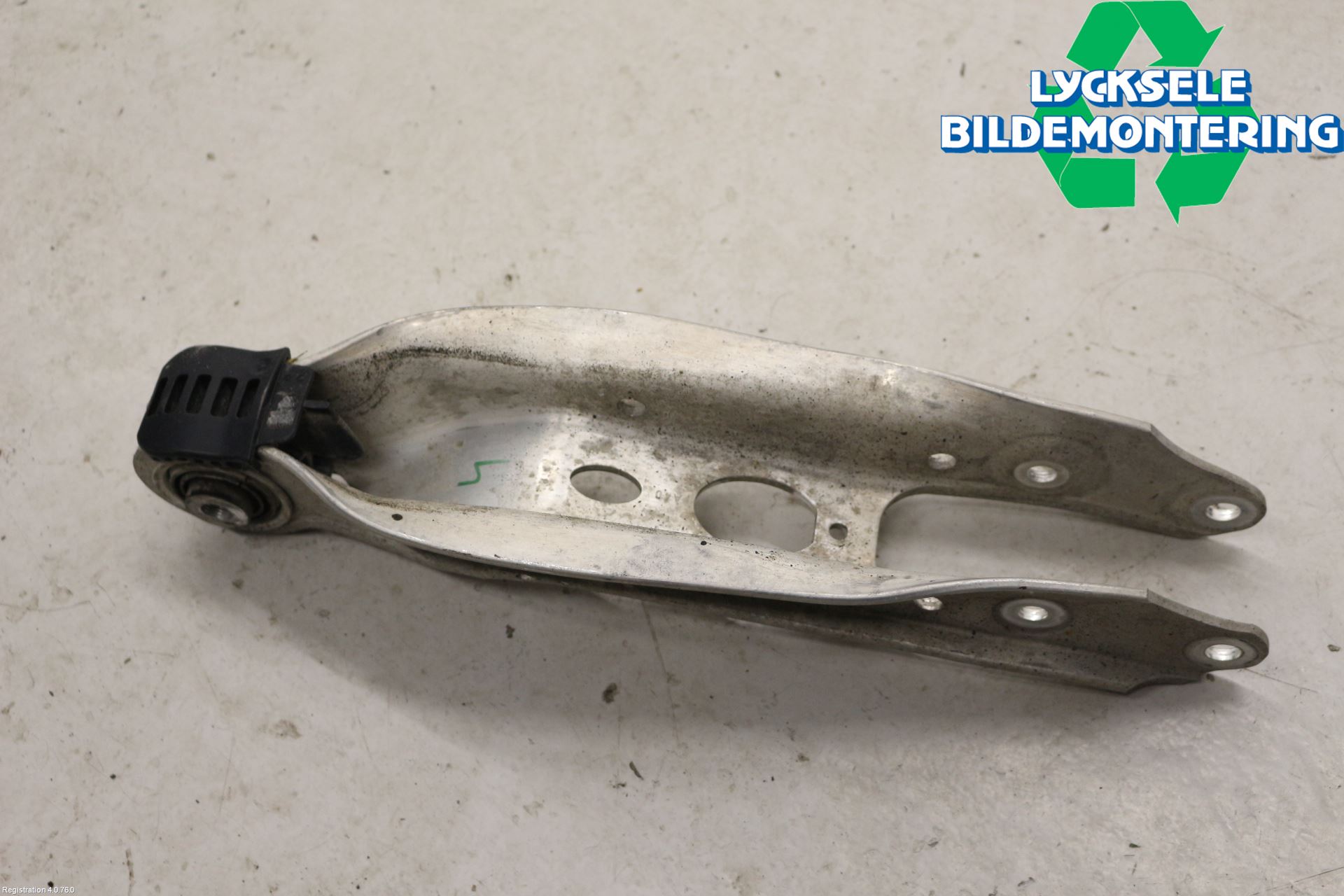 Audi A6 F2/C8 19- Bärarm Bak Vänster