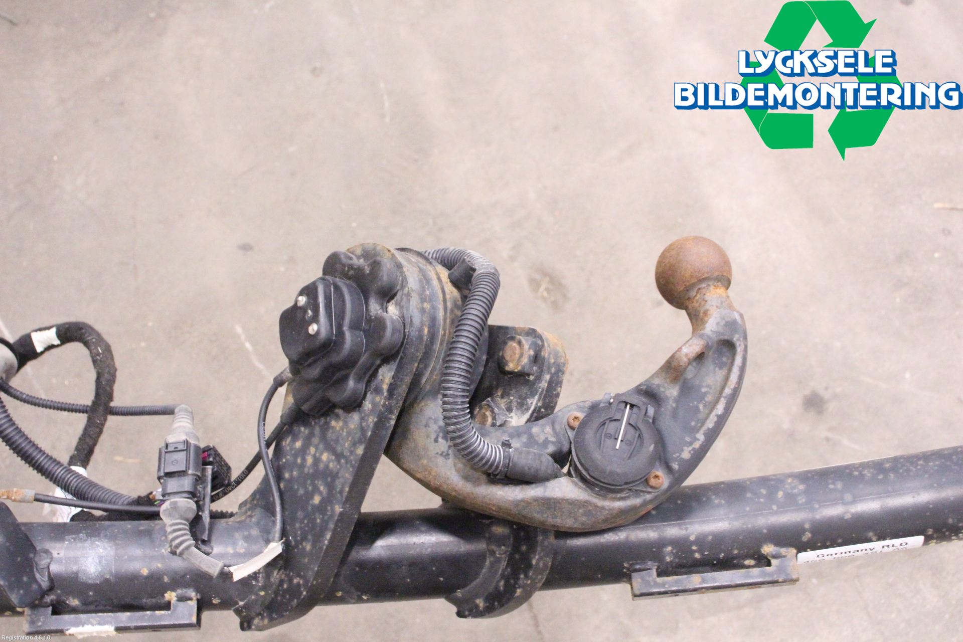 Audi A6 ALLROAD 12-18 Dragkrok