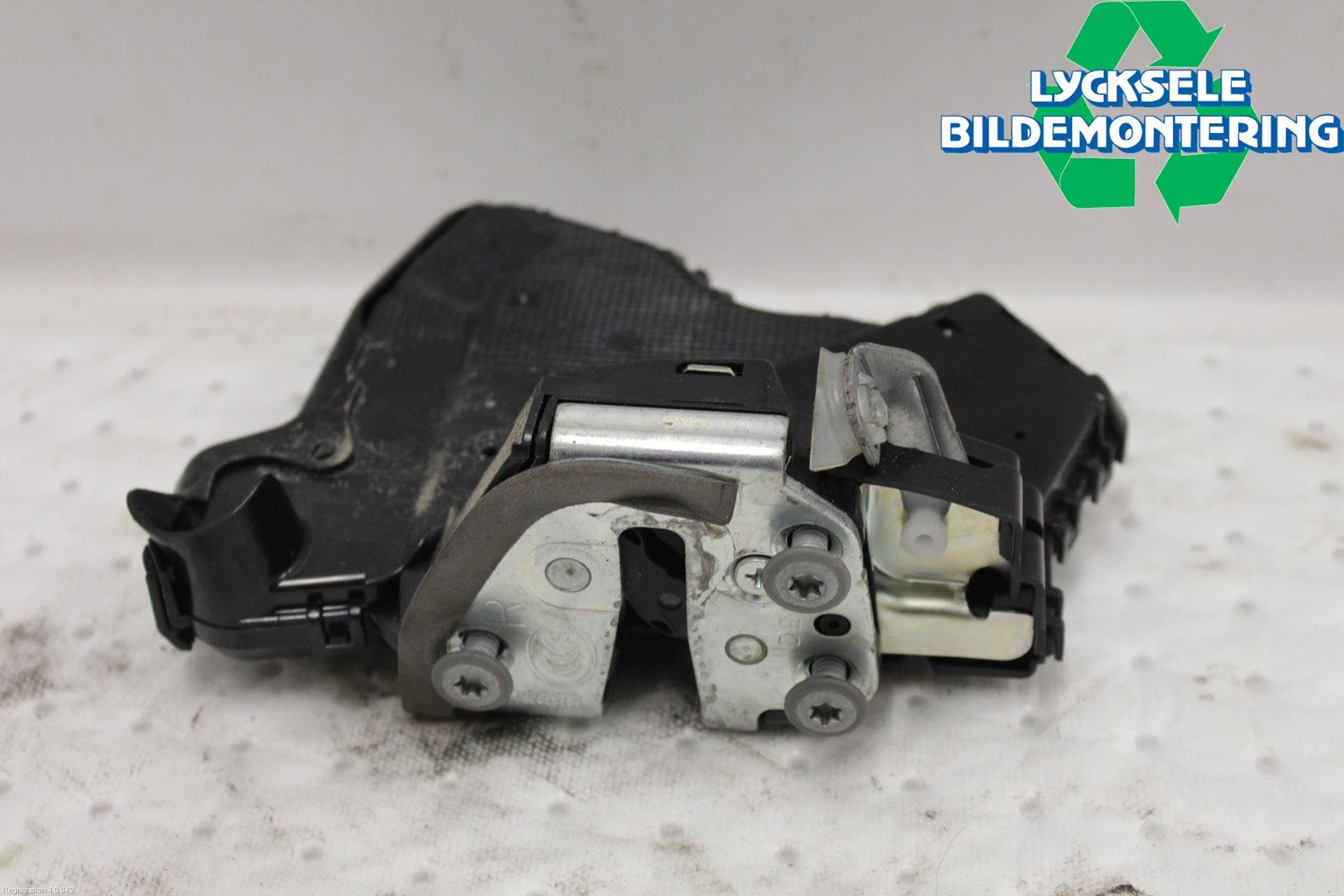 Toyota RAV4 13-18 Låskista-Dörrlås