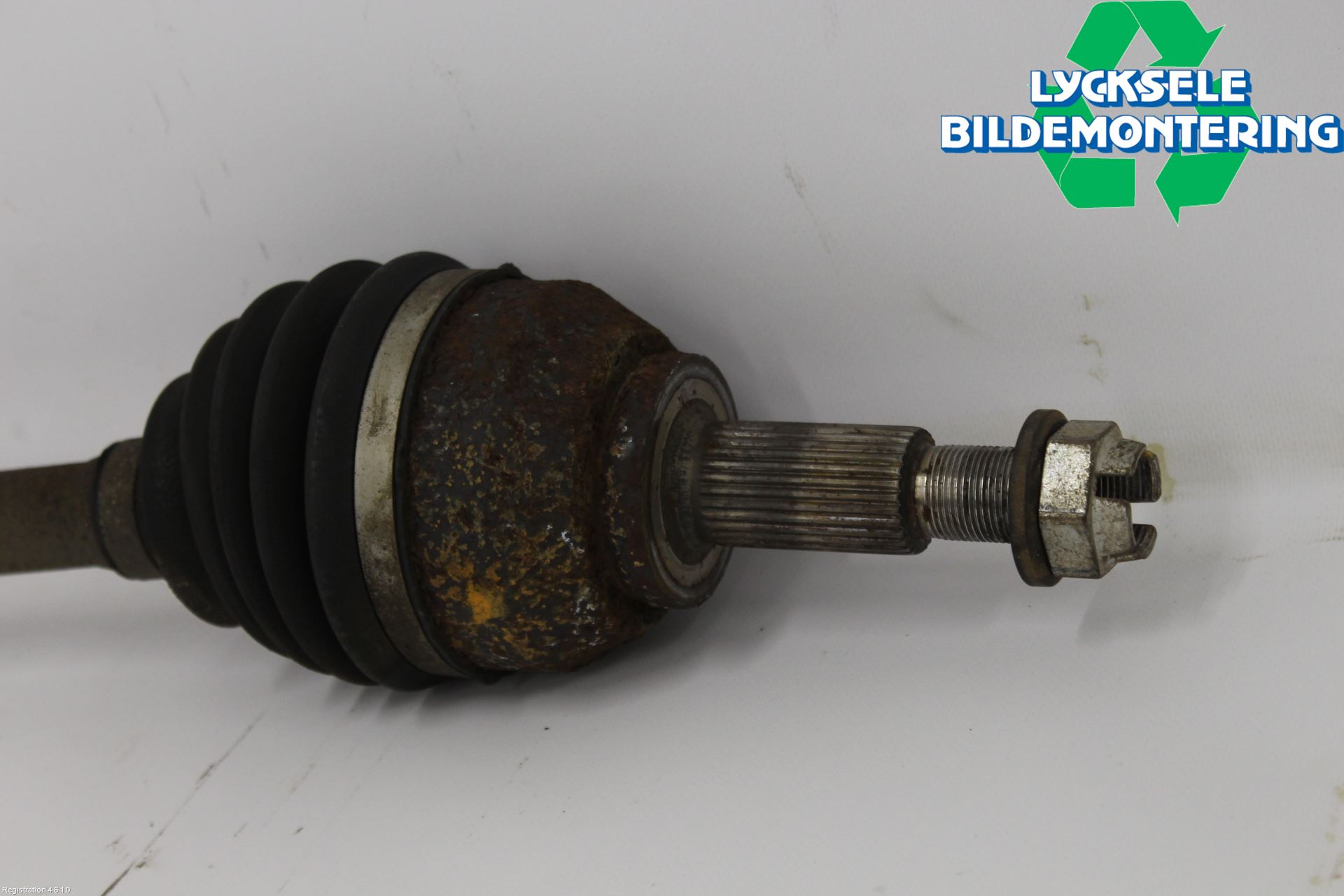 Opel VIVARO 15-19 Drivaxel Fram Höger