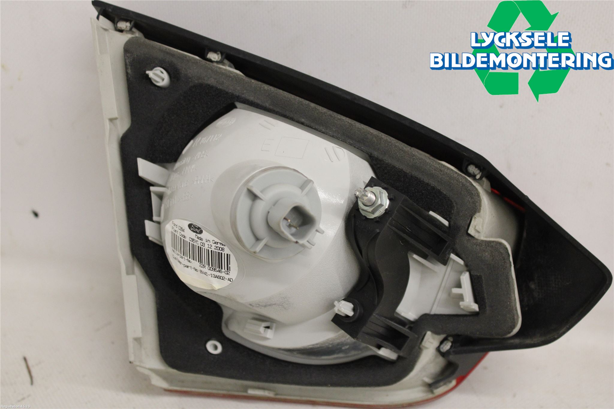 Ford KUGA 08-12 Bakljus Lucka Hö