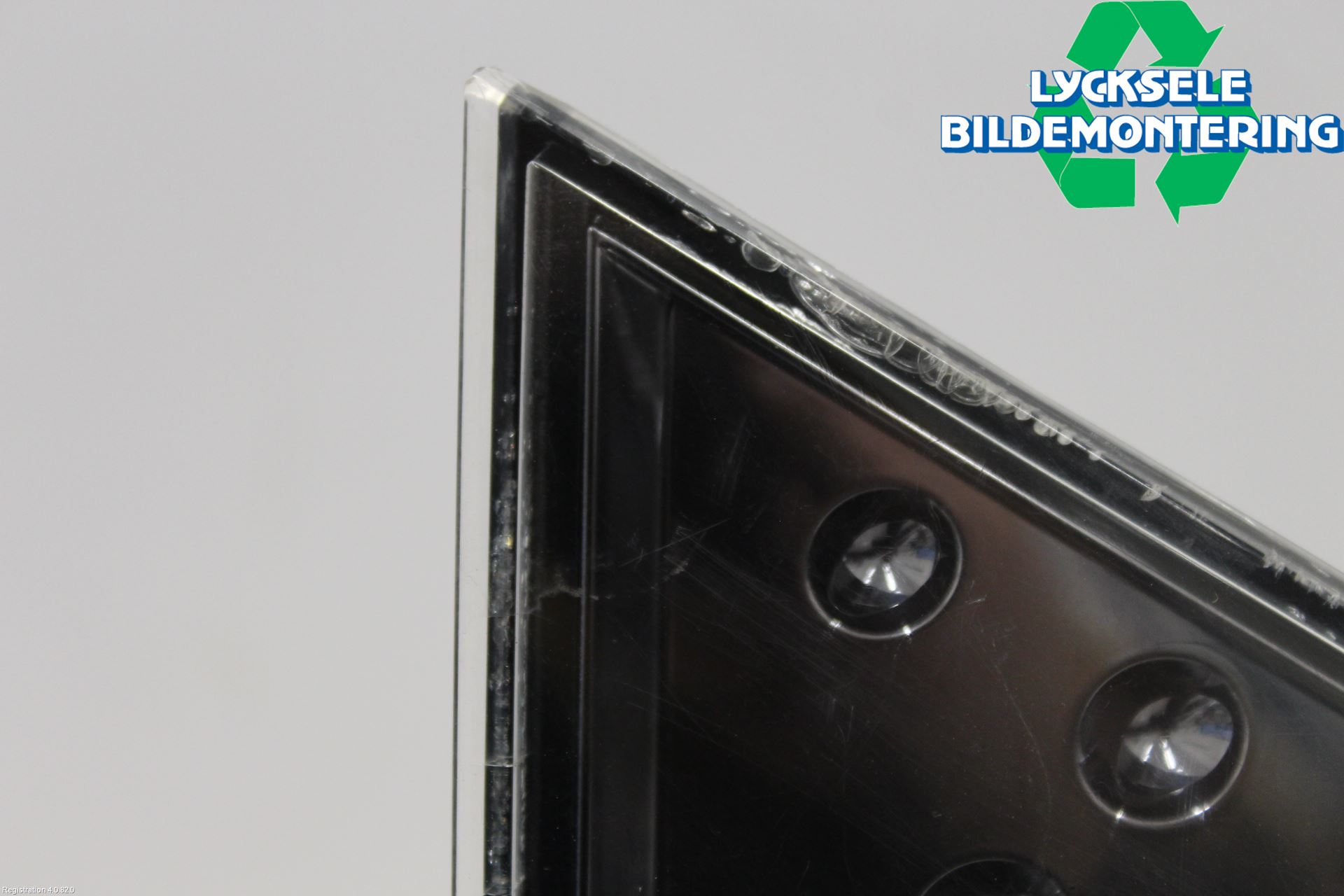 Mitsubishi OUTLANDER 07-12 Bakljus Lucka Hö