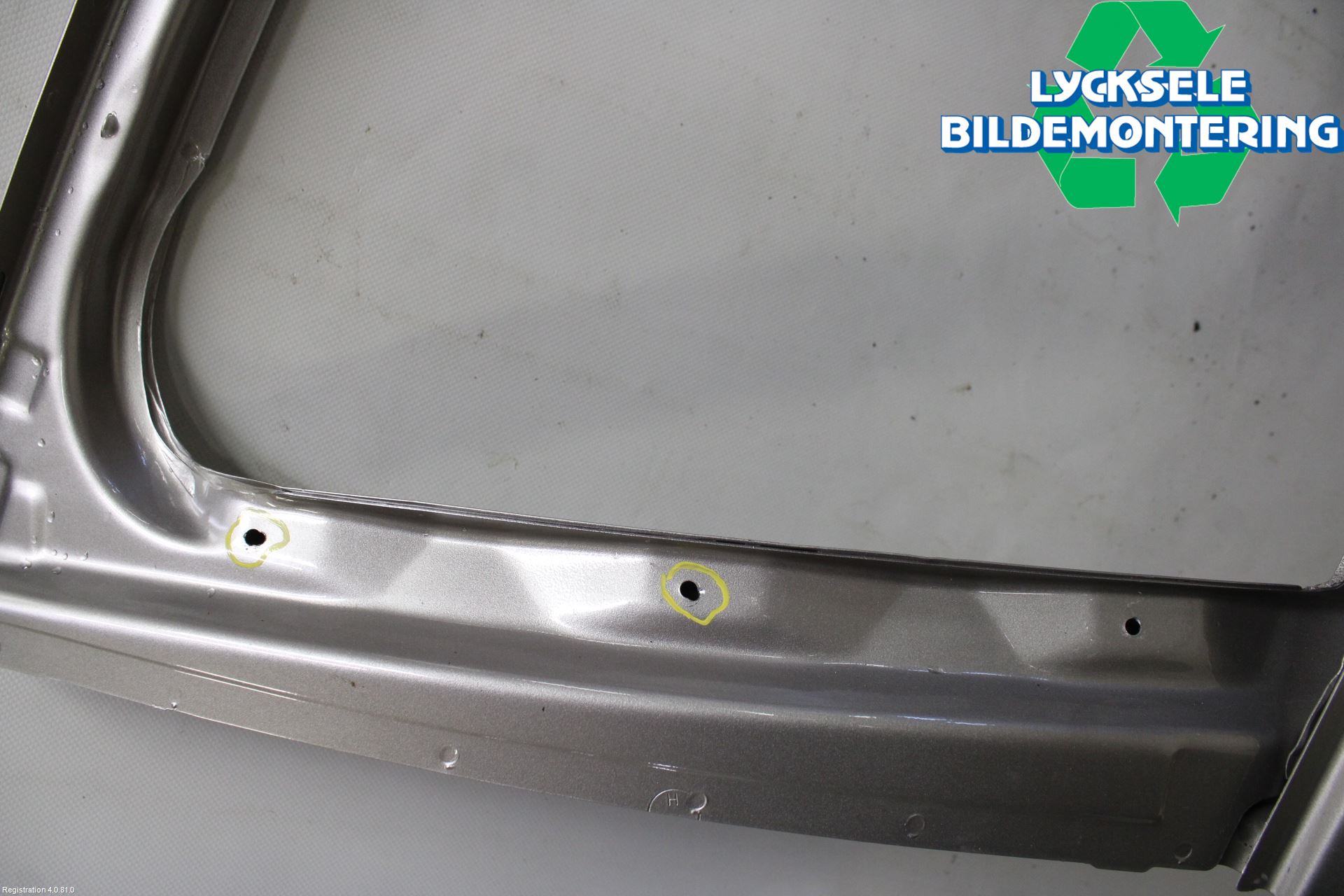 Volvo XC70 08-13 Dörr Fram Höger