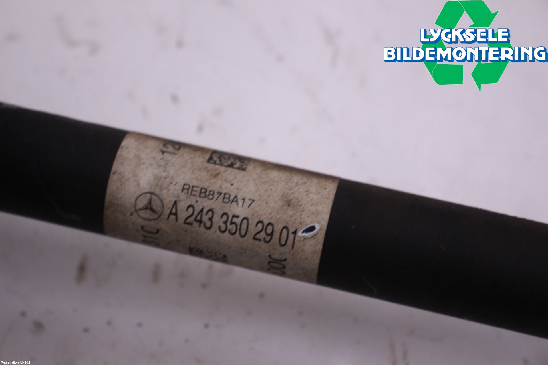Mercedes-Benz MB EQB (X243) 22- Drivaxel Bak Höger