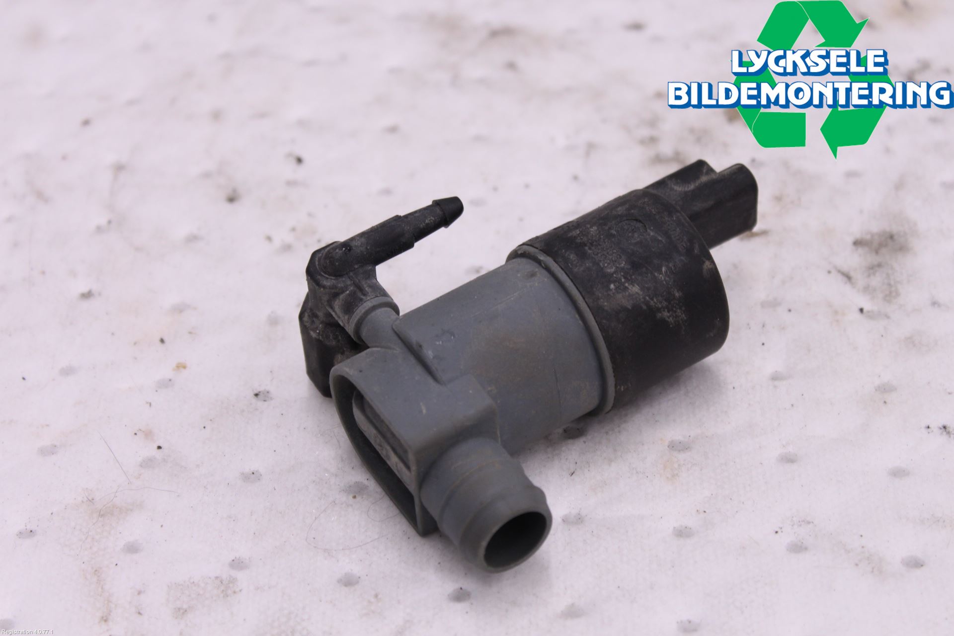 Nissan QASHQAI 14-17 Spolarpump Vindruta