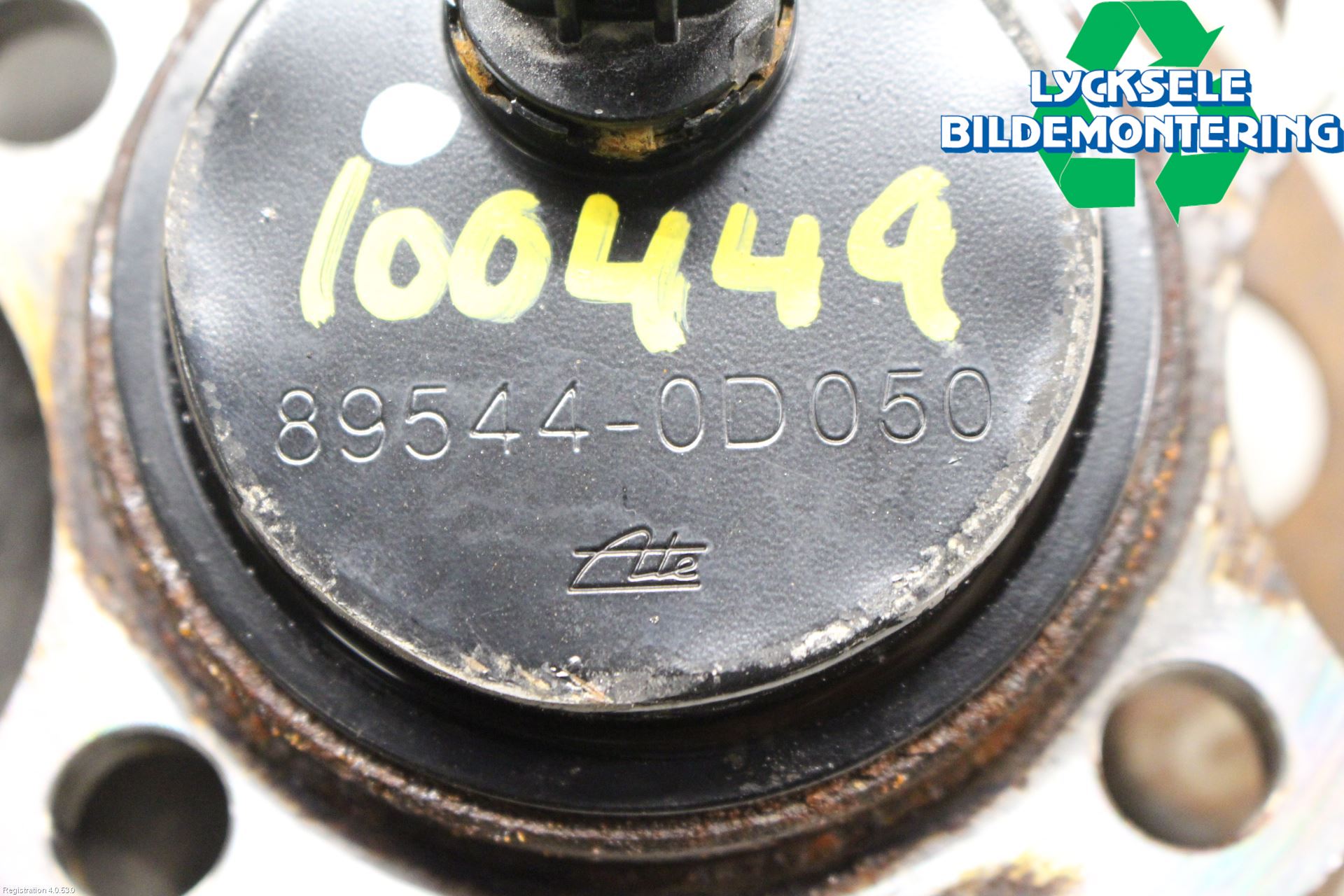 Toyota YARIS XP130 15-20 Nav Bak