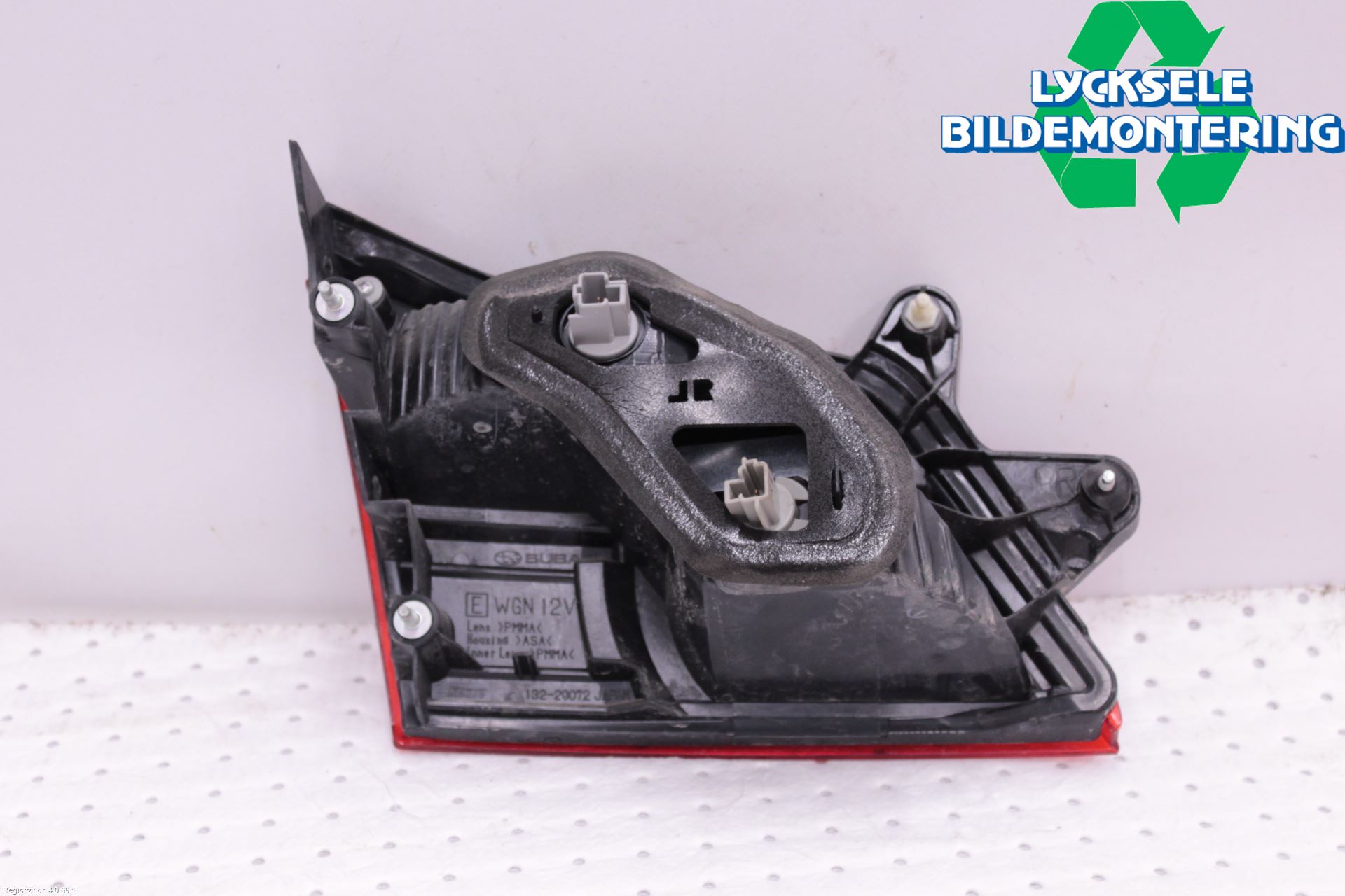 Subaru OUTBACK 10-15 Bakljus Lucka Hö