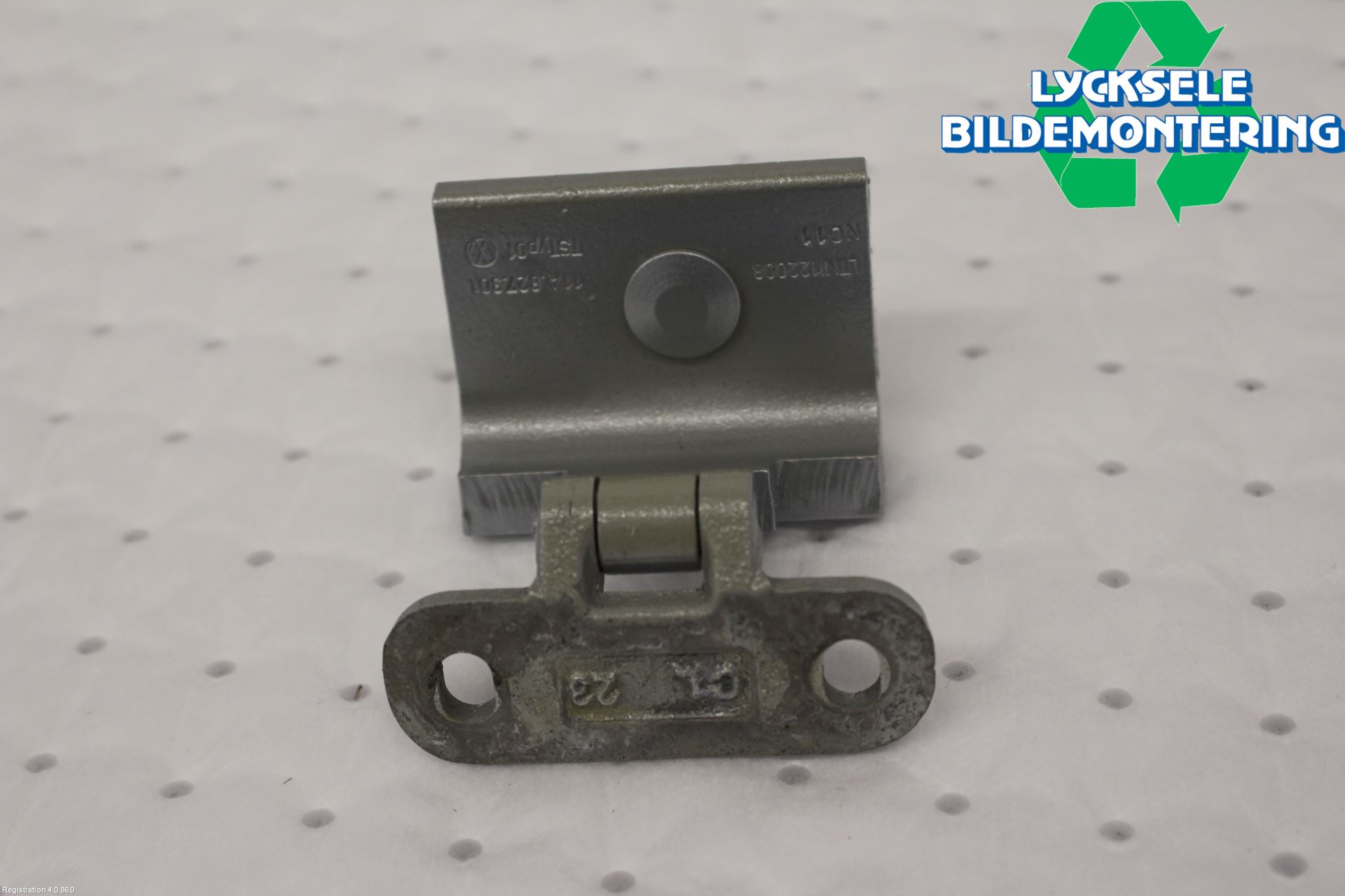 Volkswagen VW ID.4 21- Bakluckegångjärn Vä