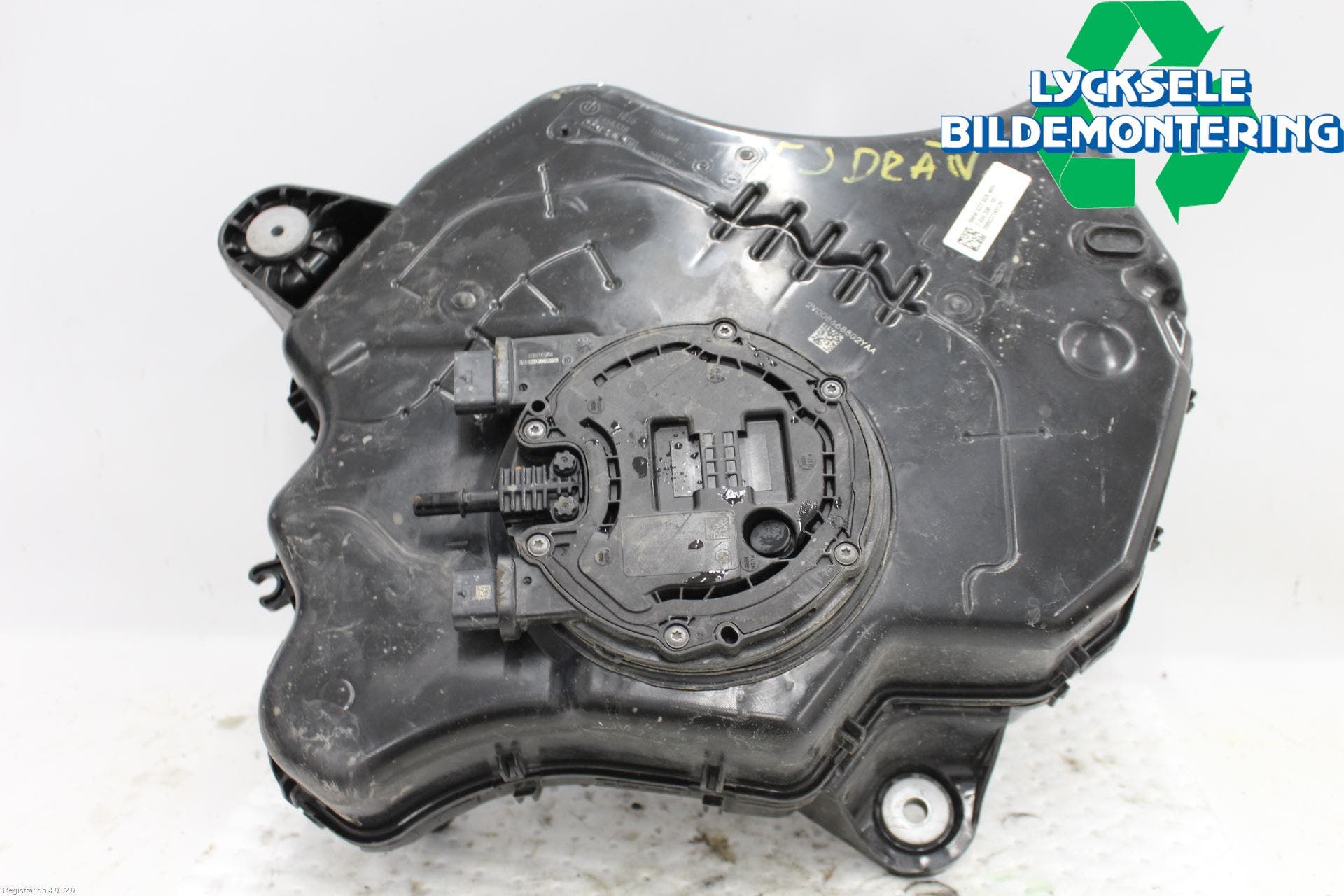 BMW 3 G20/G21/G80/G81 19- Adblue Tank