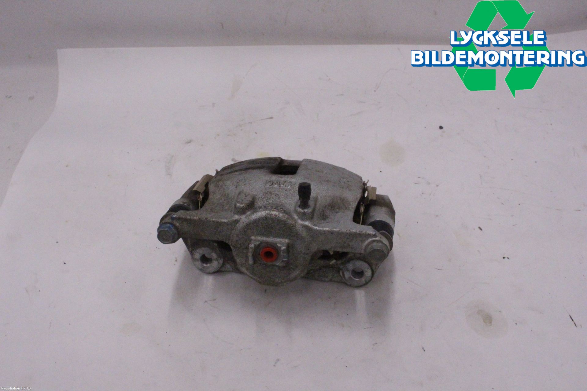 Suzuki VITARA 15- Bromsok Fram Höger