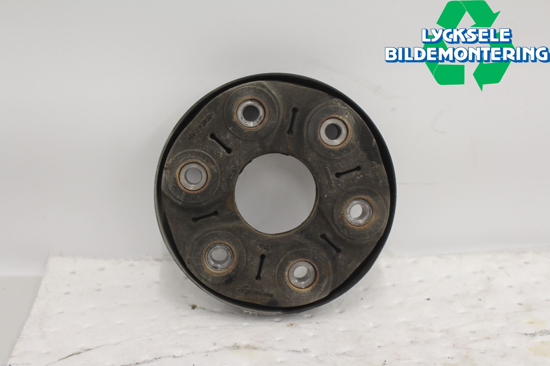 Volkswagen VW GOLF / E-GOLF VII 13-20 Mellanaxel Gummiknut