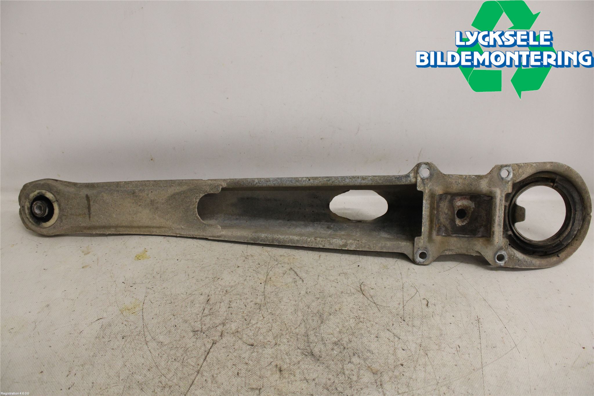 Volvo 940 91-98 Bärarm Bak Vä-Hö