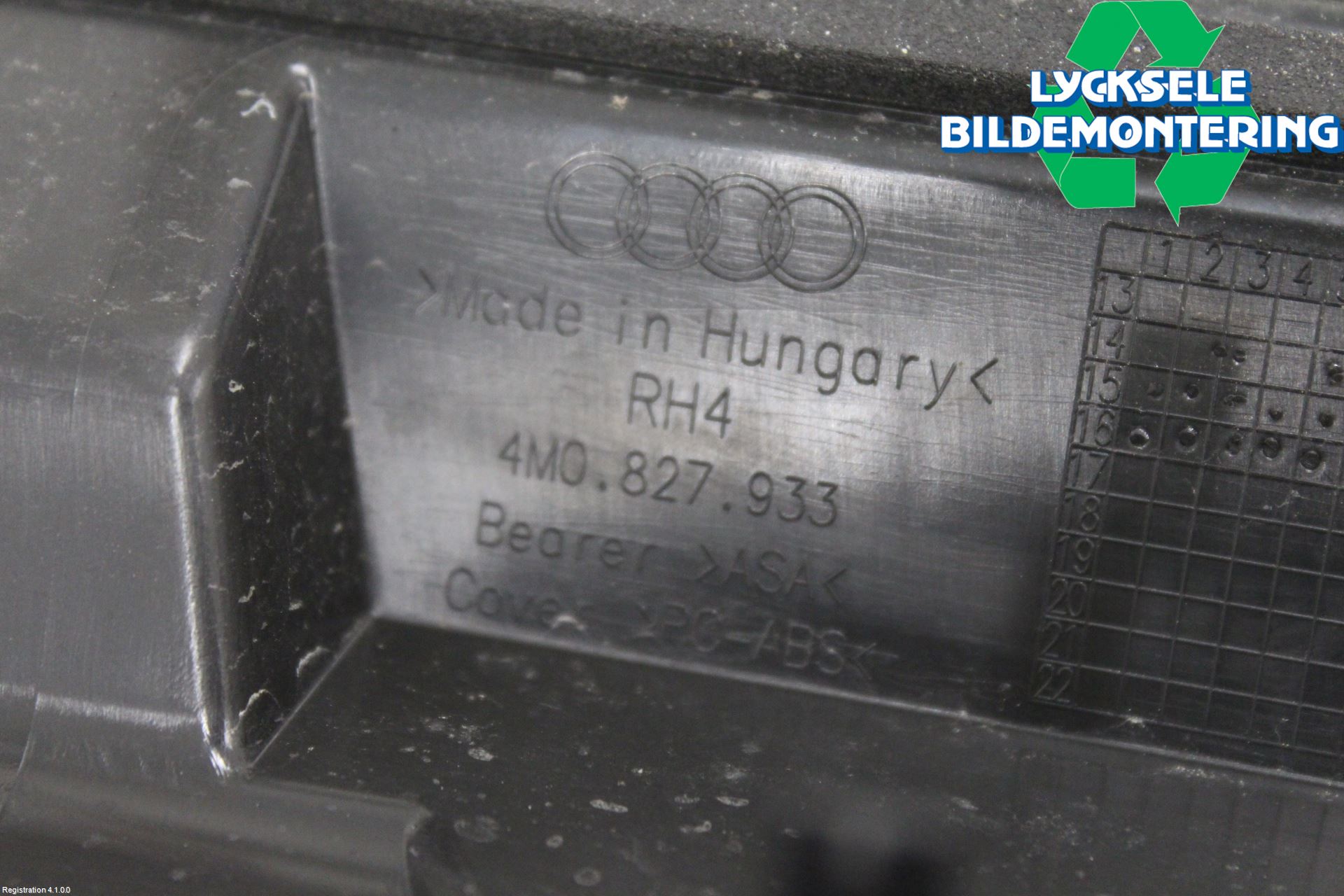 Audi Q7/SQ7 Spoiler Baklucka