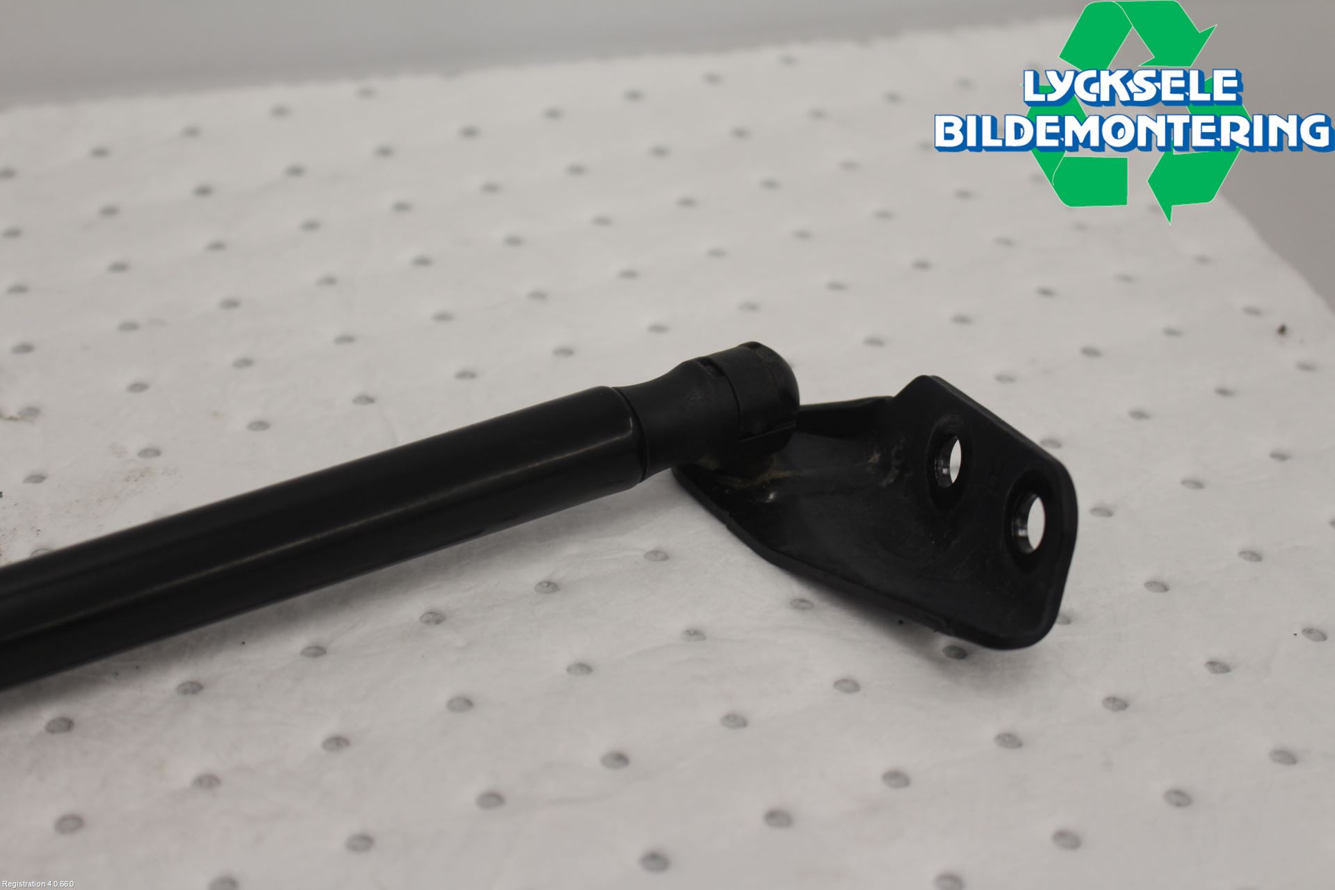 Suzuki SX4 S-CROSS 14-21 Gasfjäder Baklucka