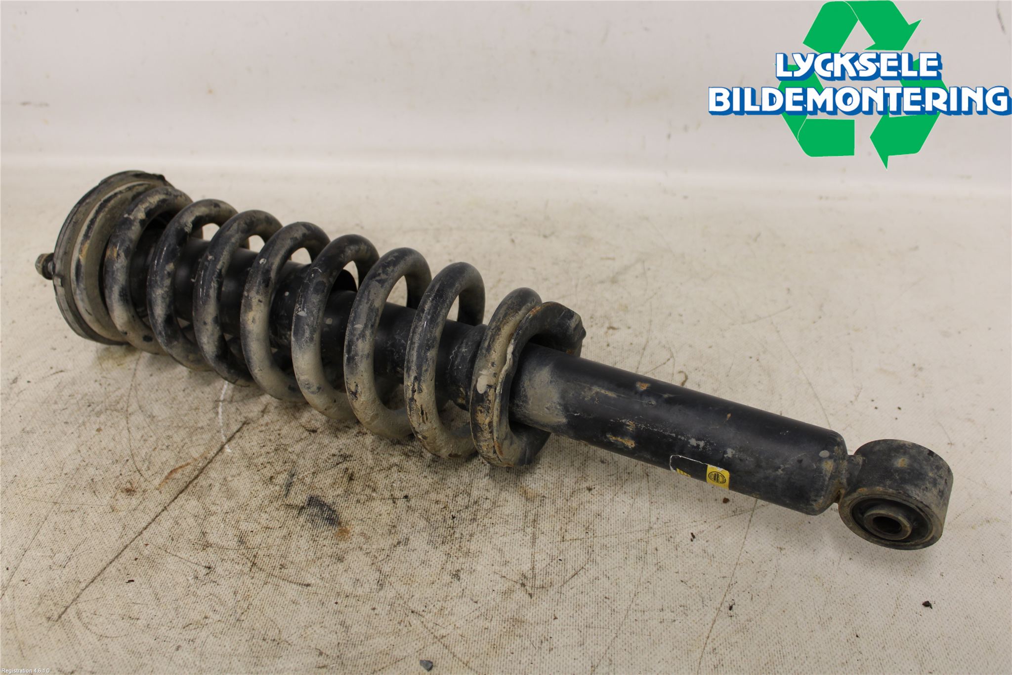 Isuzu D-MAX Fjäderben Fram Vänster