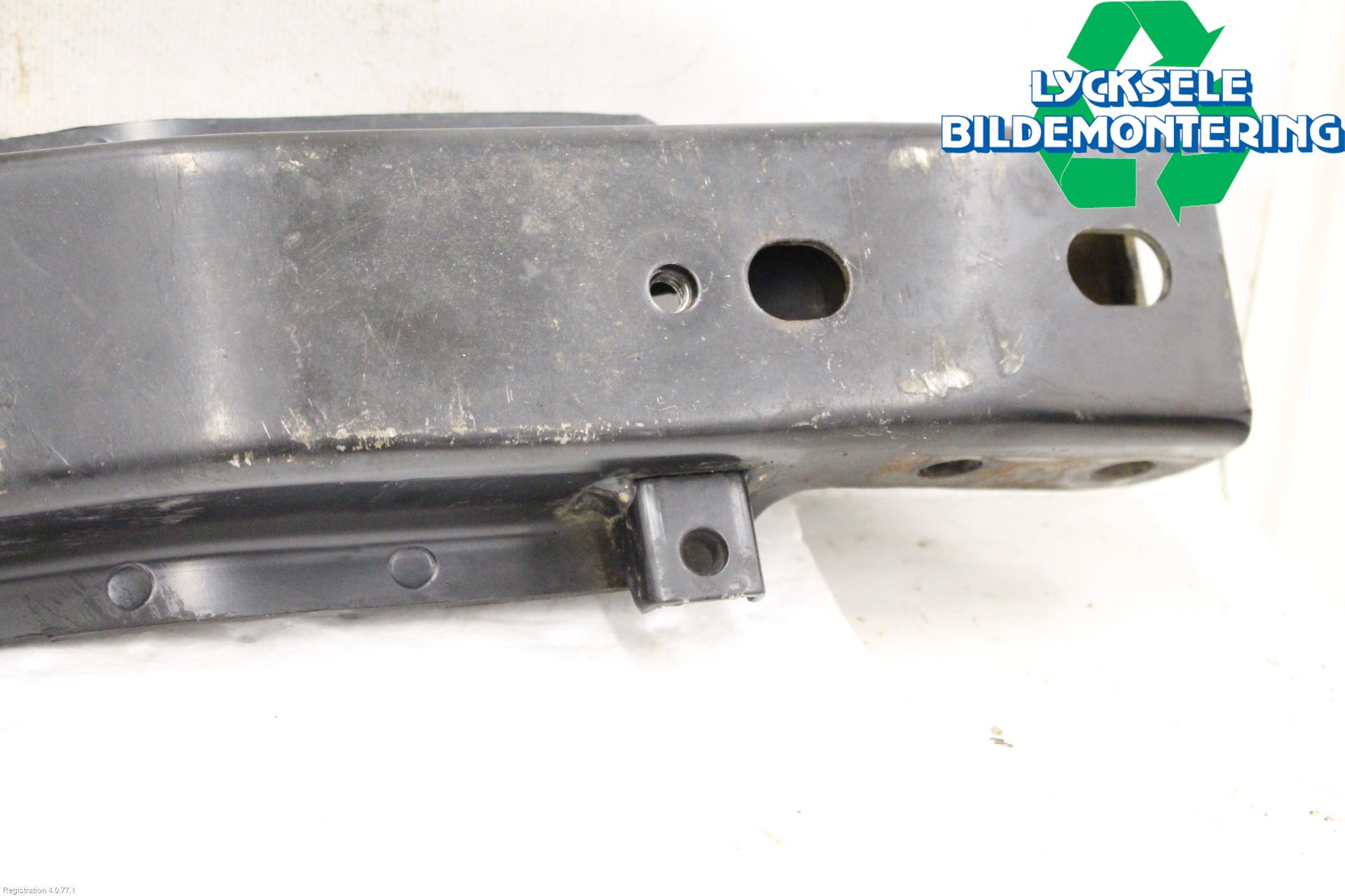 Mitsubishi L200 16-23 Bakram-Fästbalk