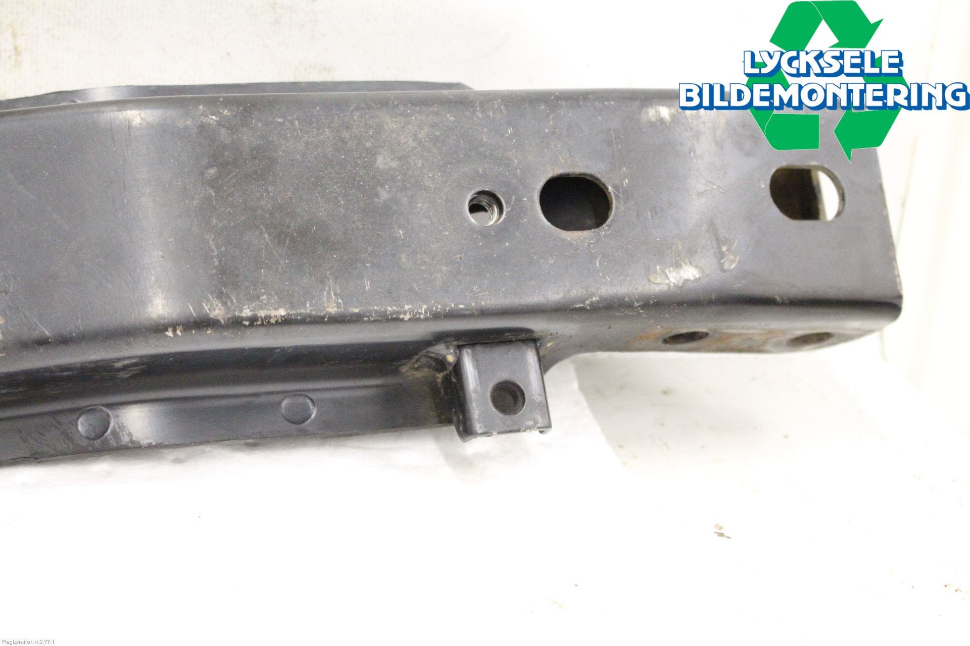 Mitsubishi L200 16-23 Bakram-Fästbalk