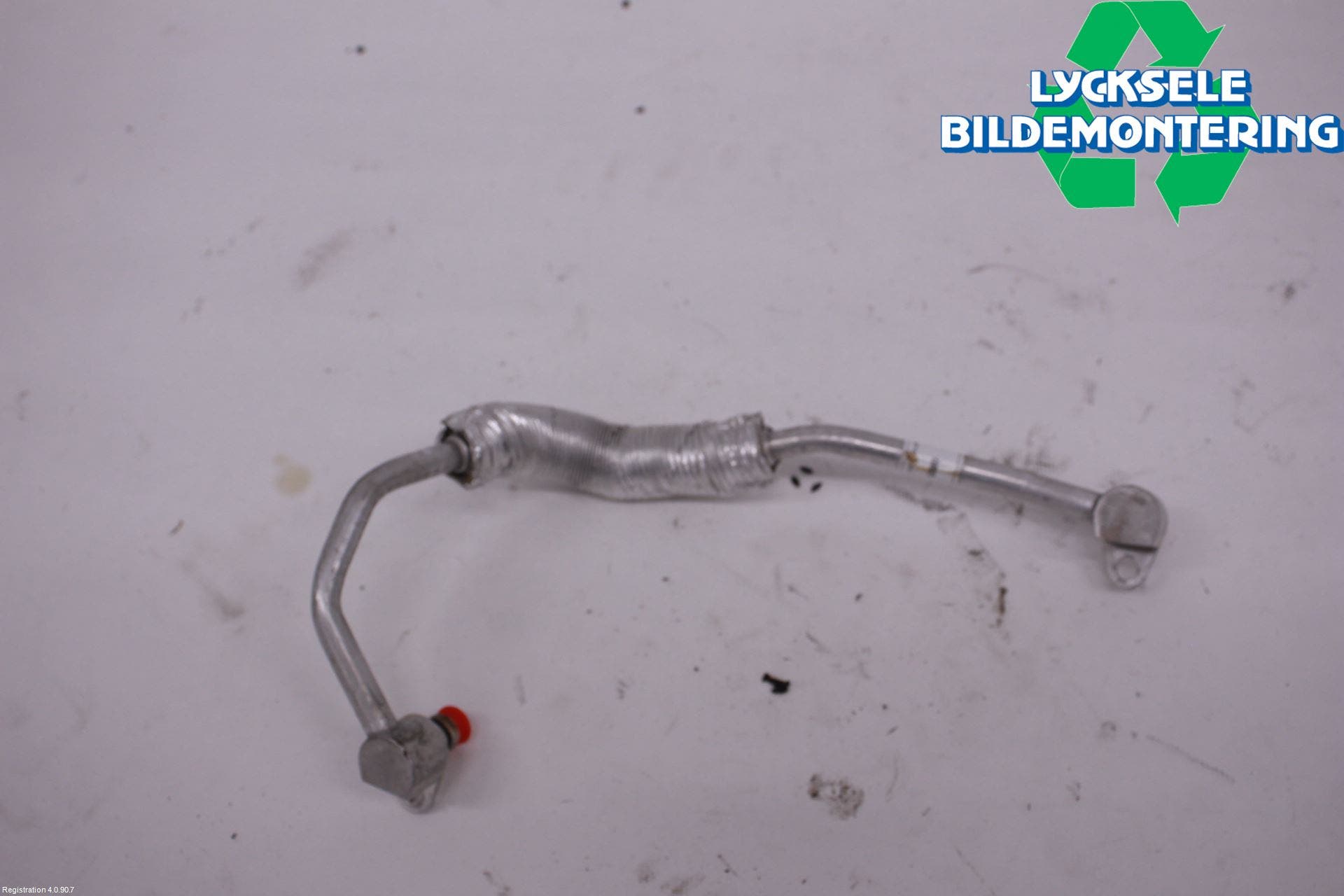 BMW 5 G30/G31/F90 17-23 Turbovattenrör