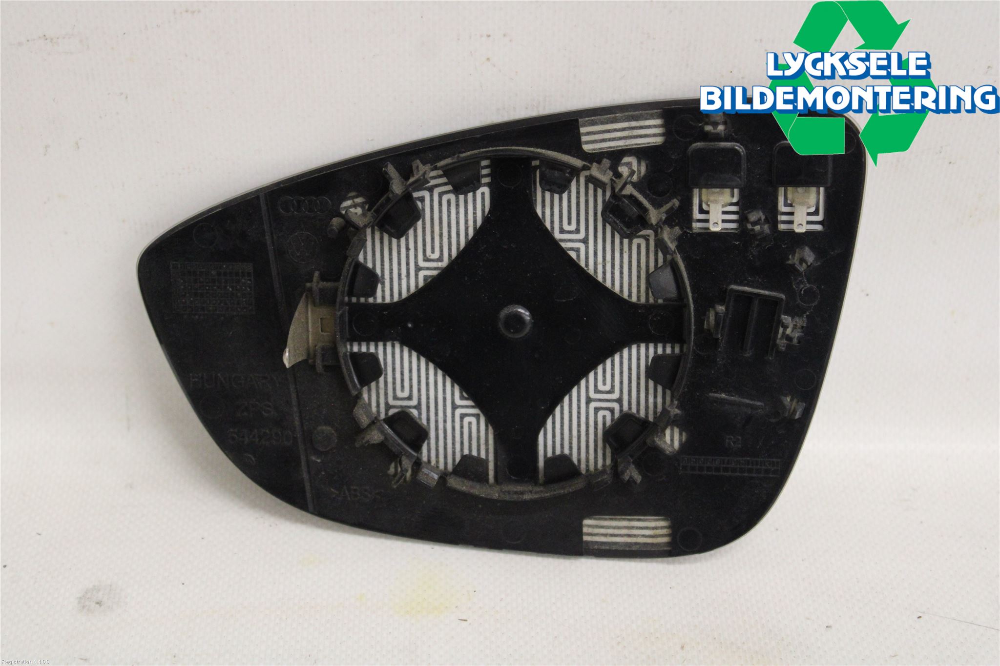 Volkswagen VW PASSAT 11-14 Spegelglas Hö