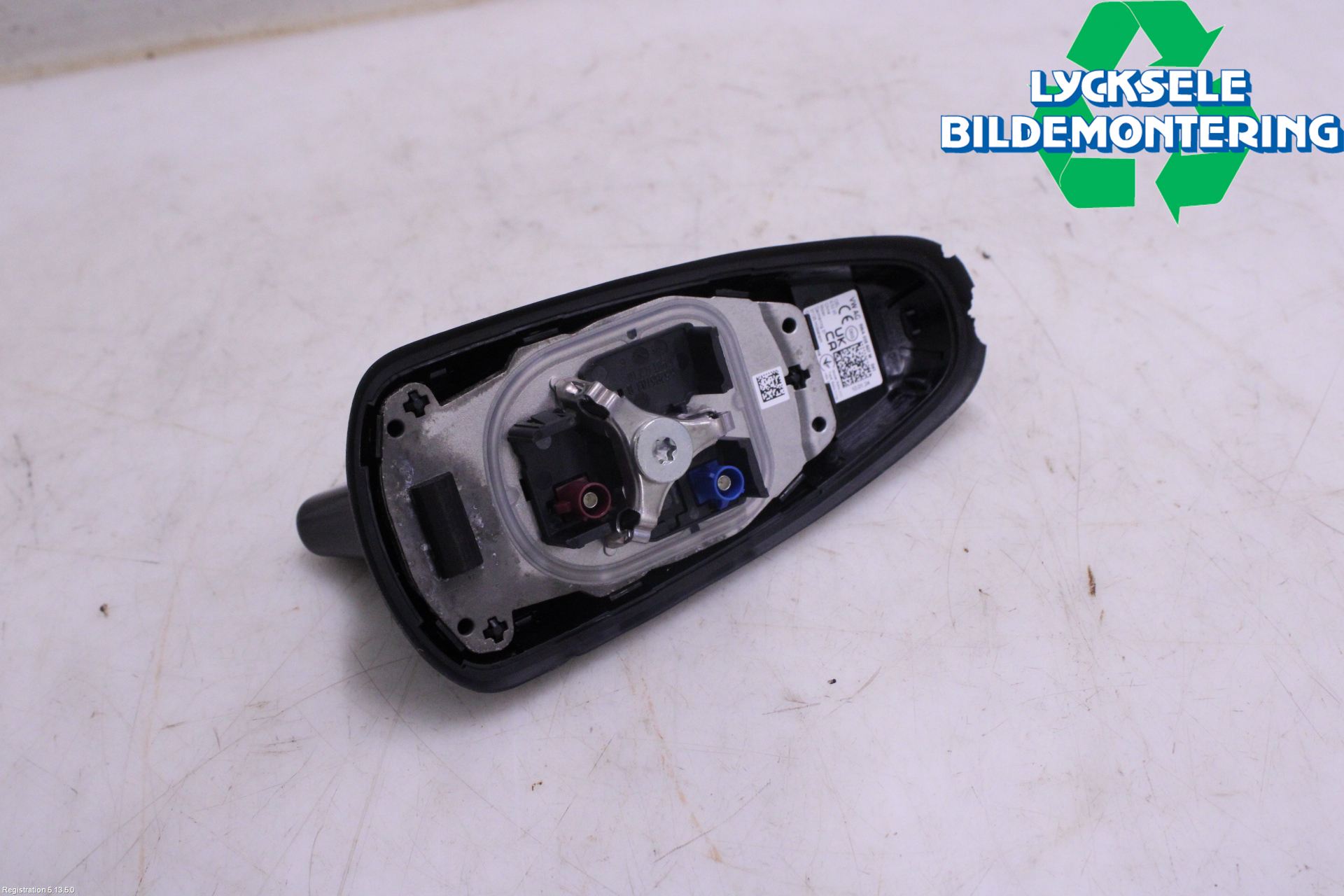 Volkswagen VW GOLF / E-GOLF VIII 20- Antenn