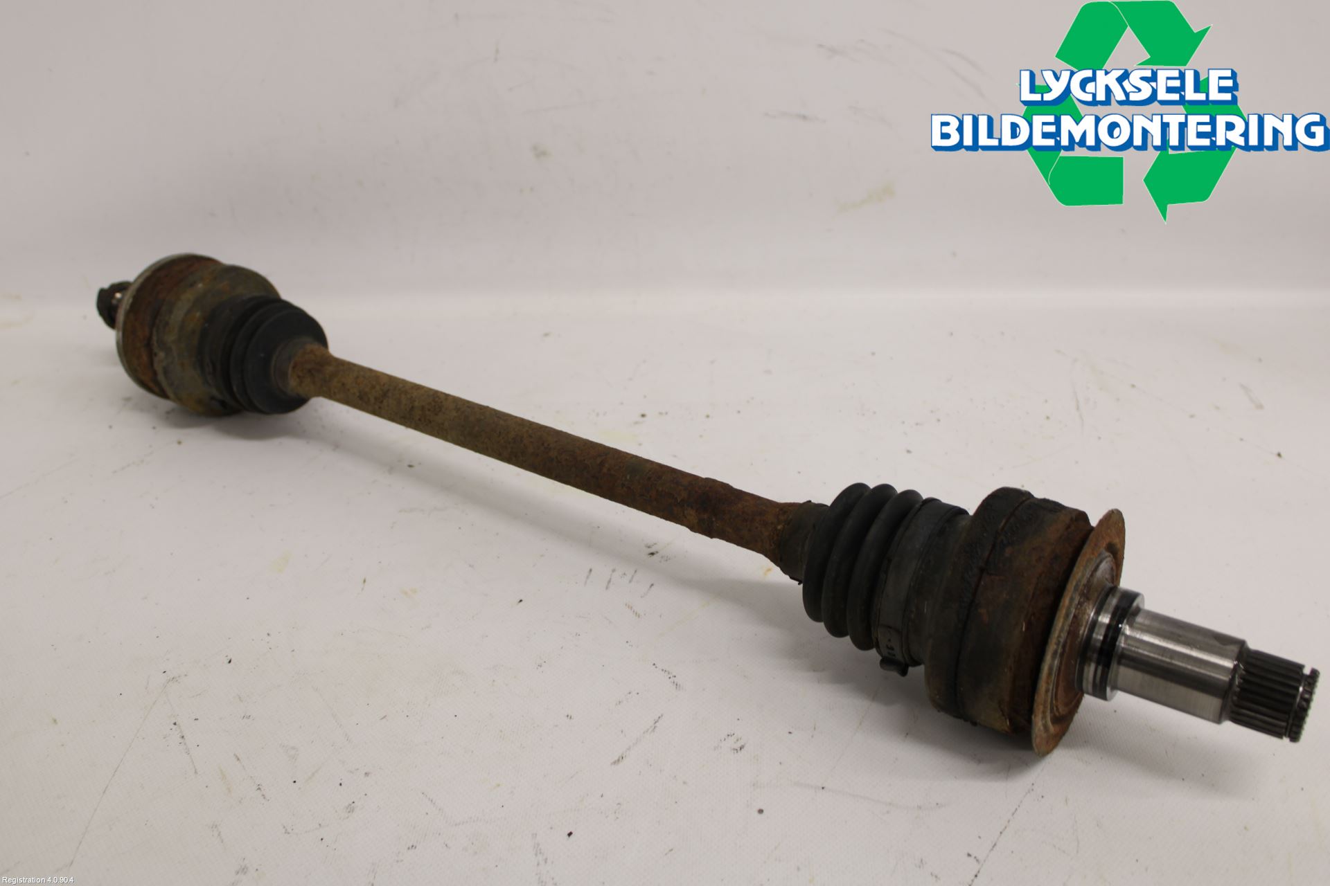 Mercedes-Benz MB CLK (C209) 02-09 Drivaxel Bak Höger