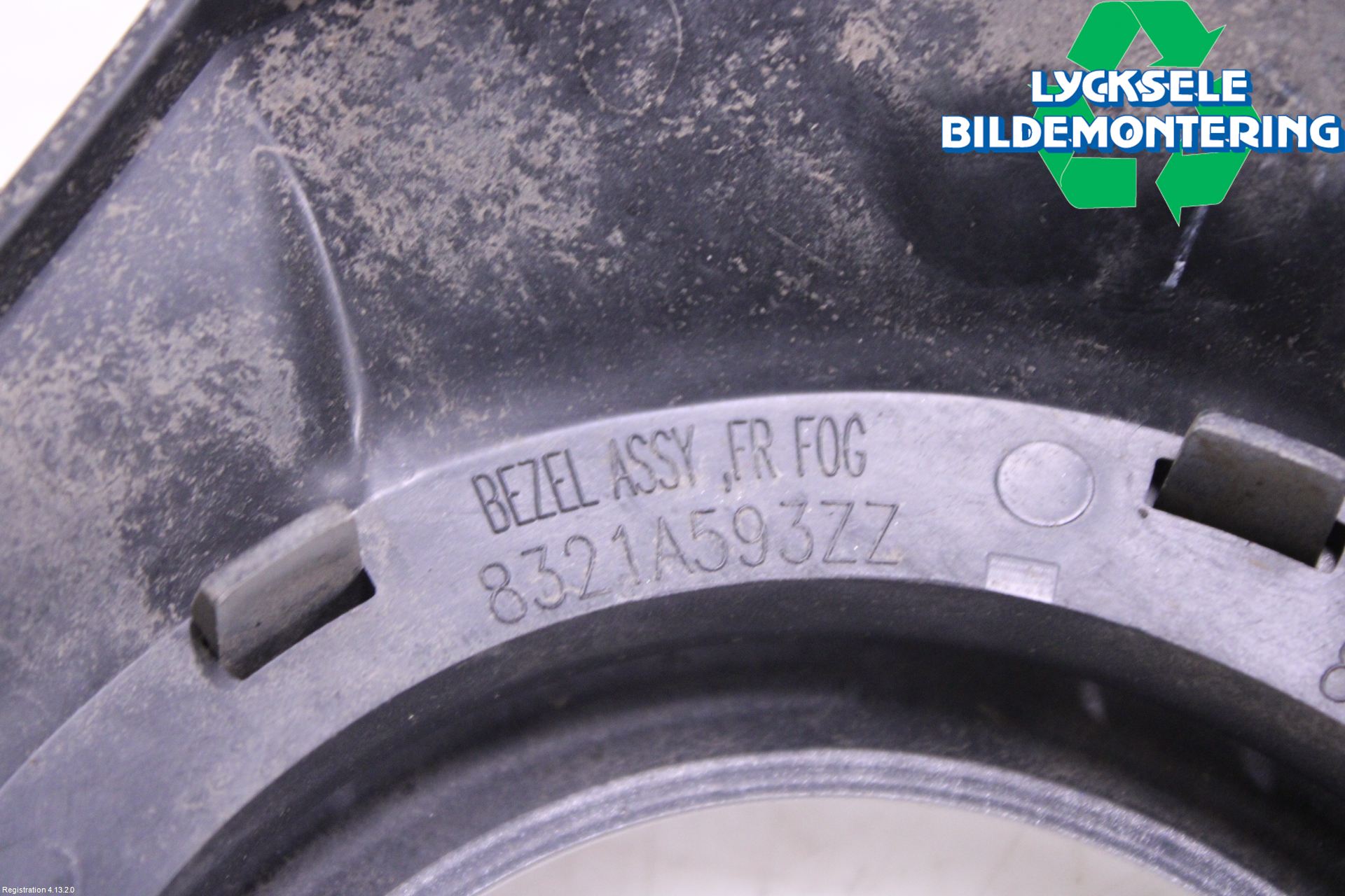 Mitsubishi L200 16-23 Dimljussarg Fram