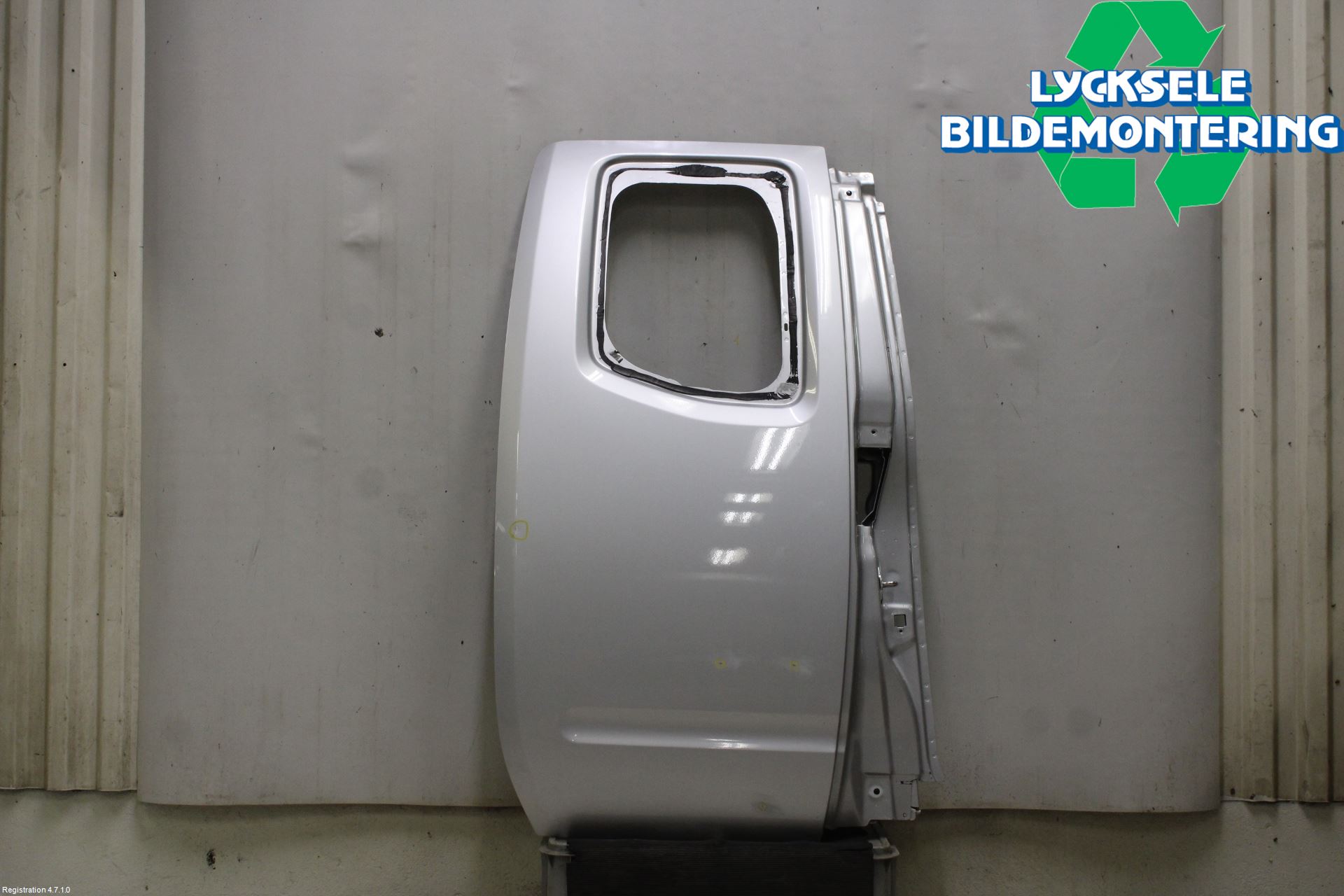 Nissan NAVARA 05-16 Dörr Bak Höger