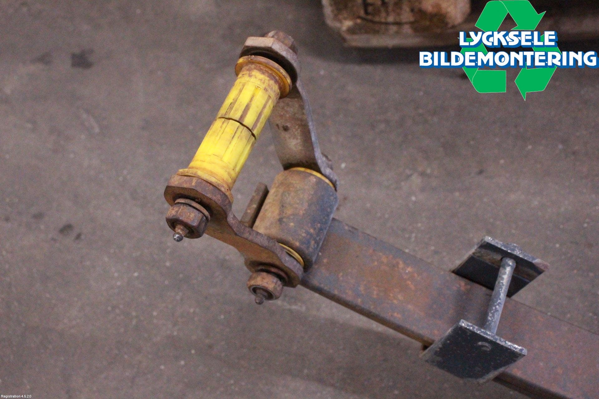 Toyota HILUX 05-16 Fjäder Bak Blad