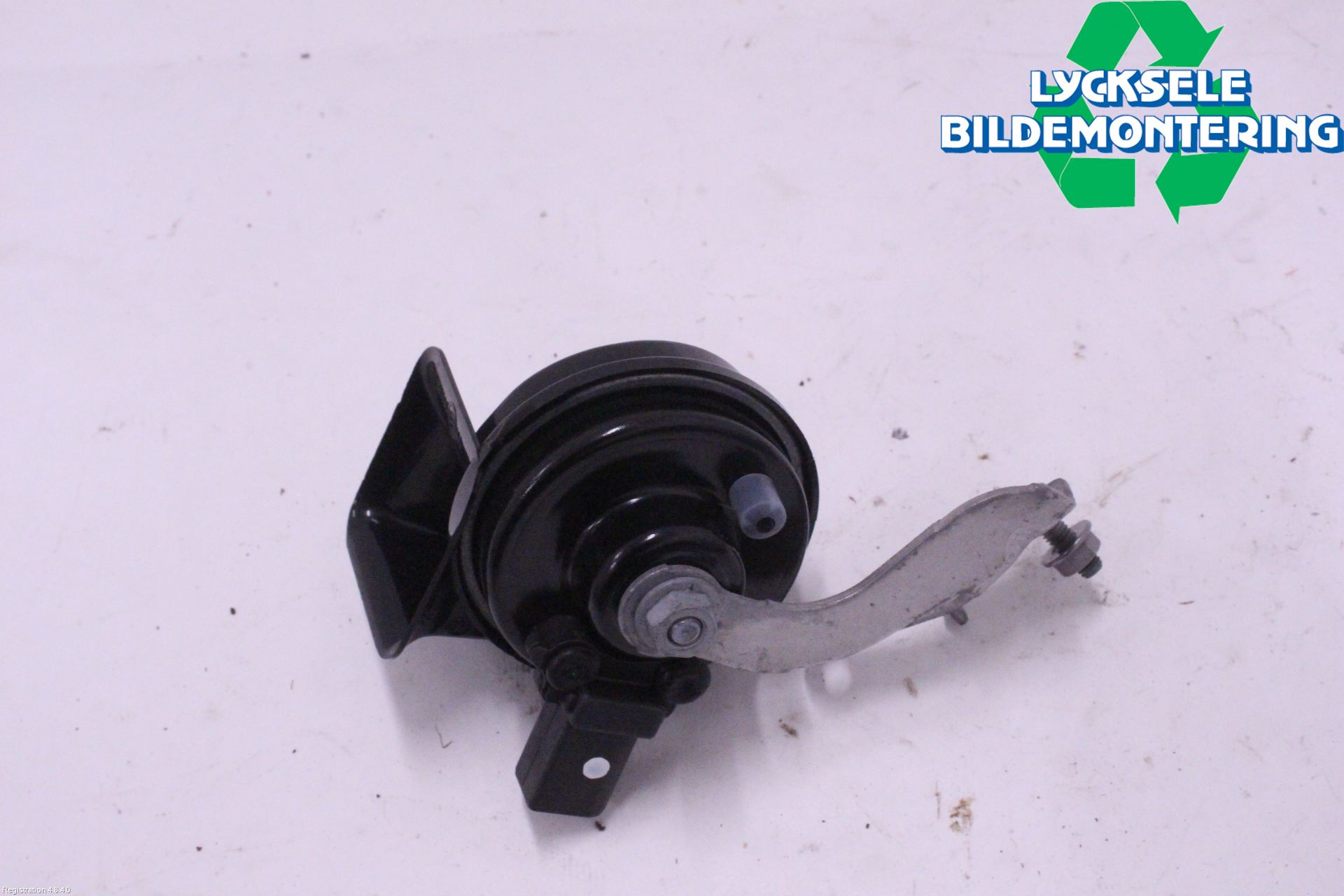 Audi A4/S4 B9 20- Signalhorn