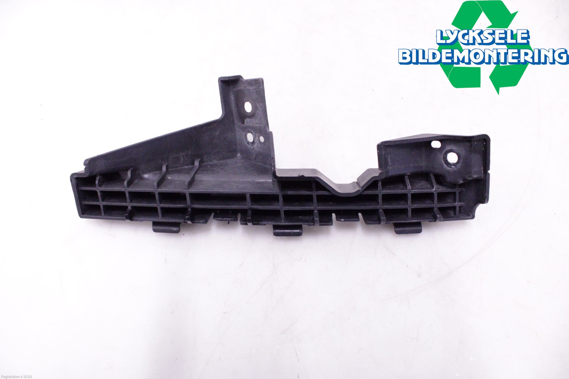 Kia CEED 12-18 Stötfångarfäste Fram Hö