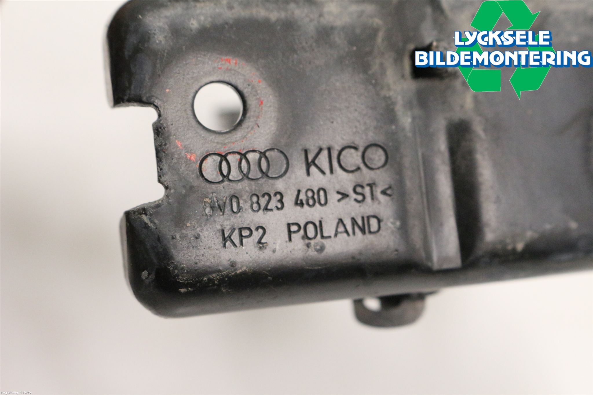 Audi A3/S3 8V 13-20 Huv Spärr