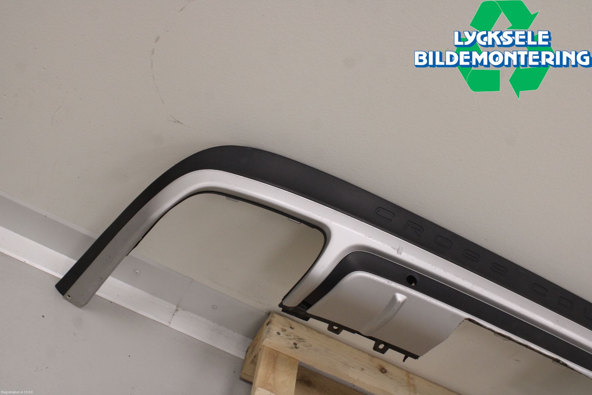 Volvo V60 CROSS COUNTRY 16-18 Spoiler Bak