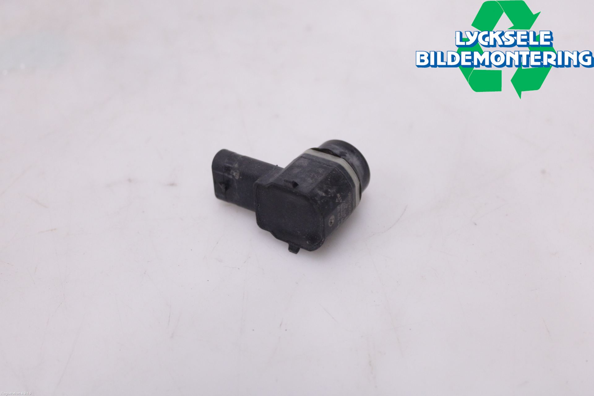 Volkswagen VW PASSAT 11-14 Parkeringshjälp Frontsensor