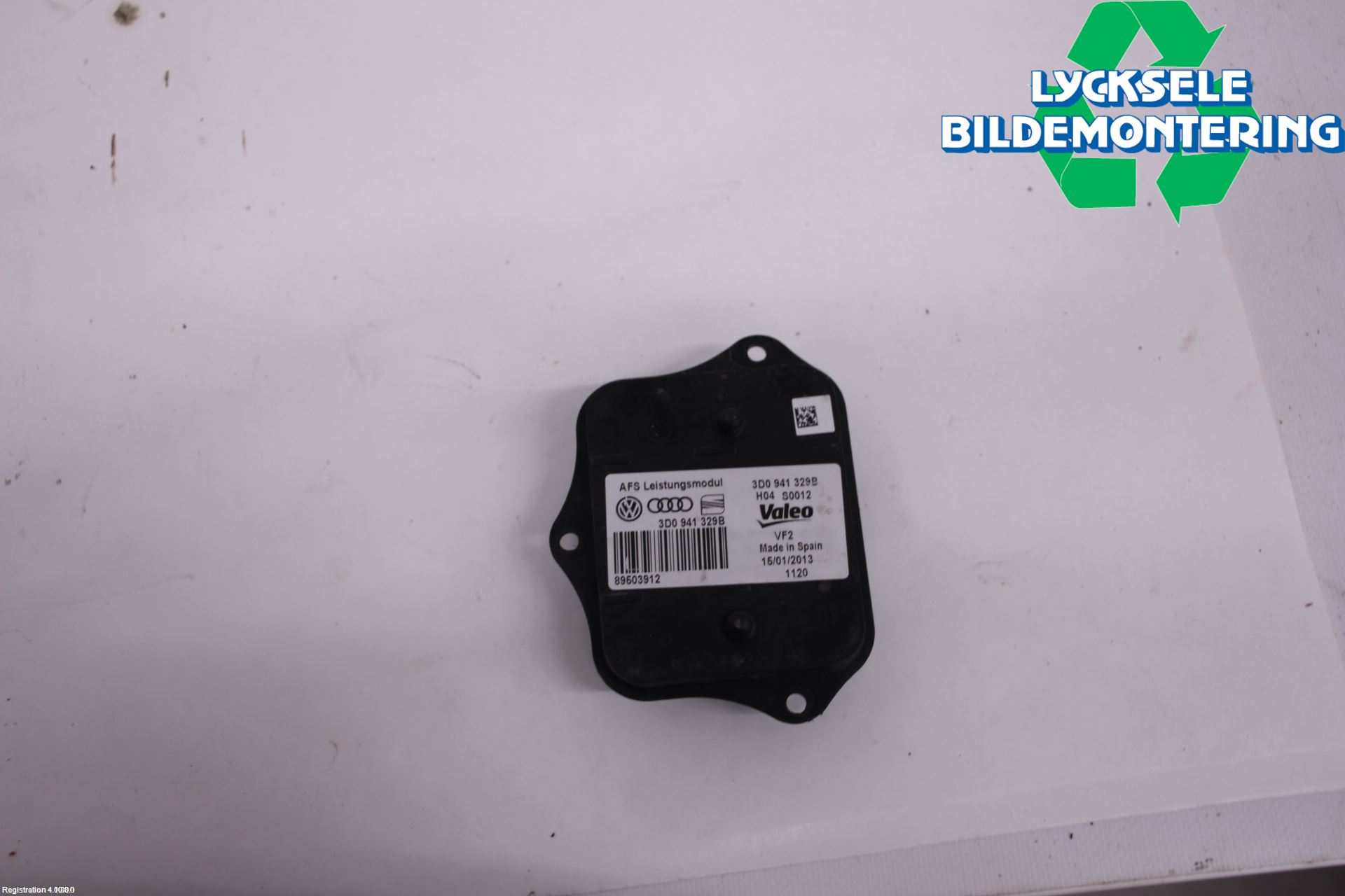 Volkswagen VW PASSAT 11-14 Styrenhet Strålkastare