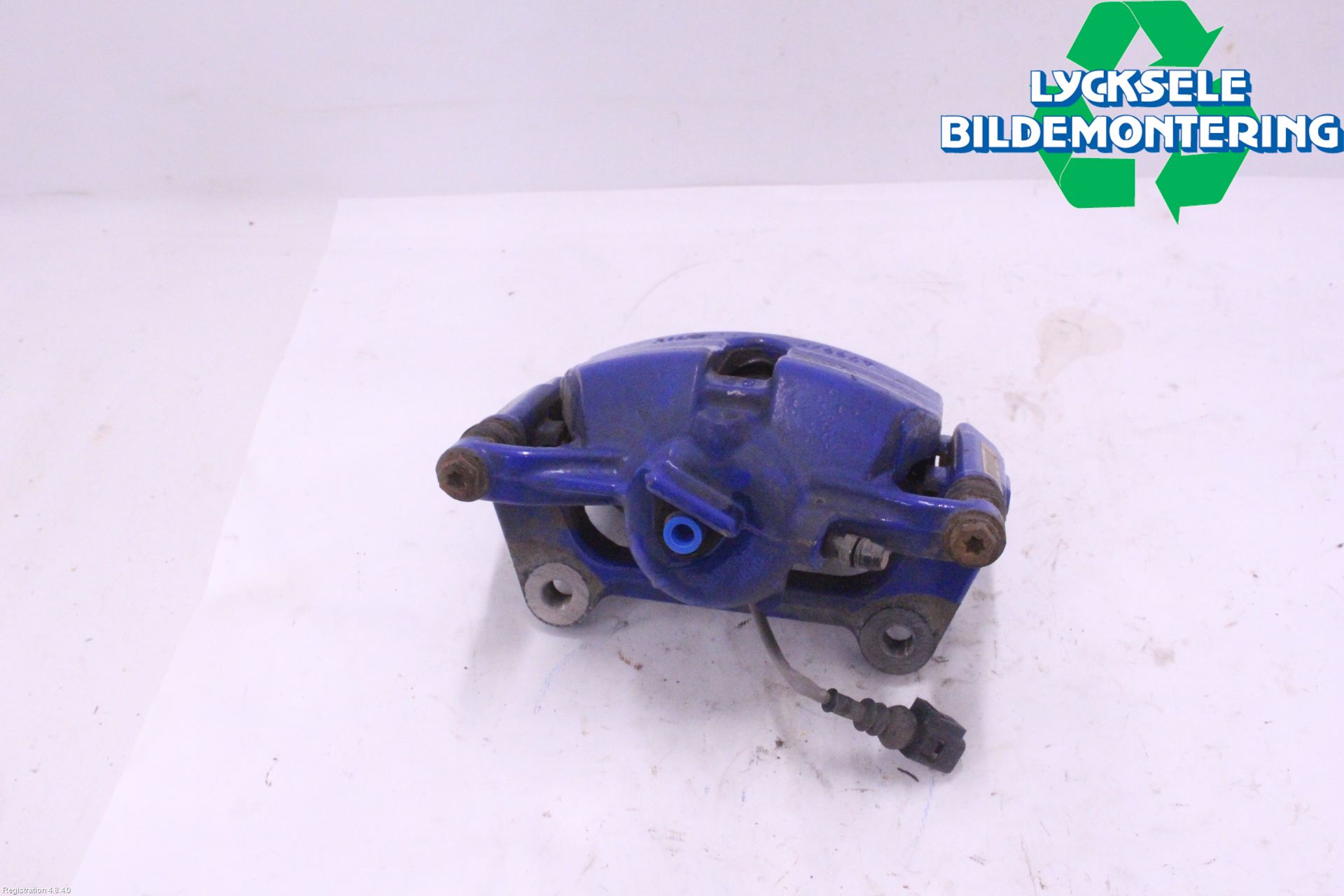 Volkswagen VW PASSAT 15-19 Bromsok Fram Höger