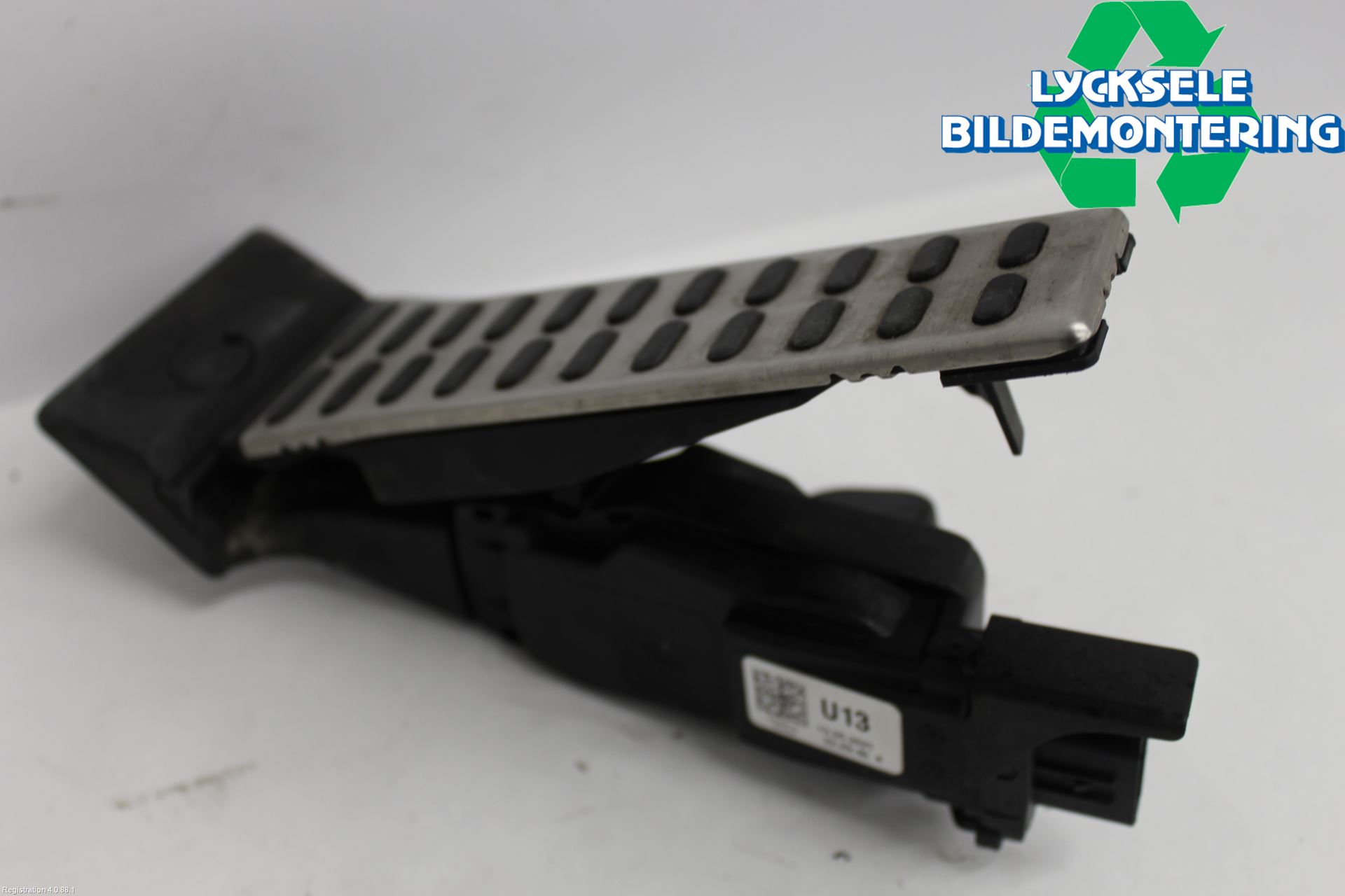 Kia SORENTO 21- Gaspedal