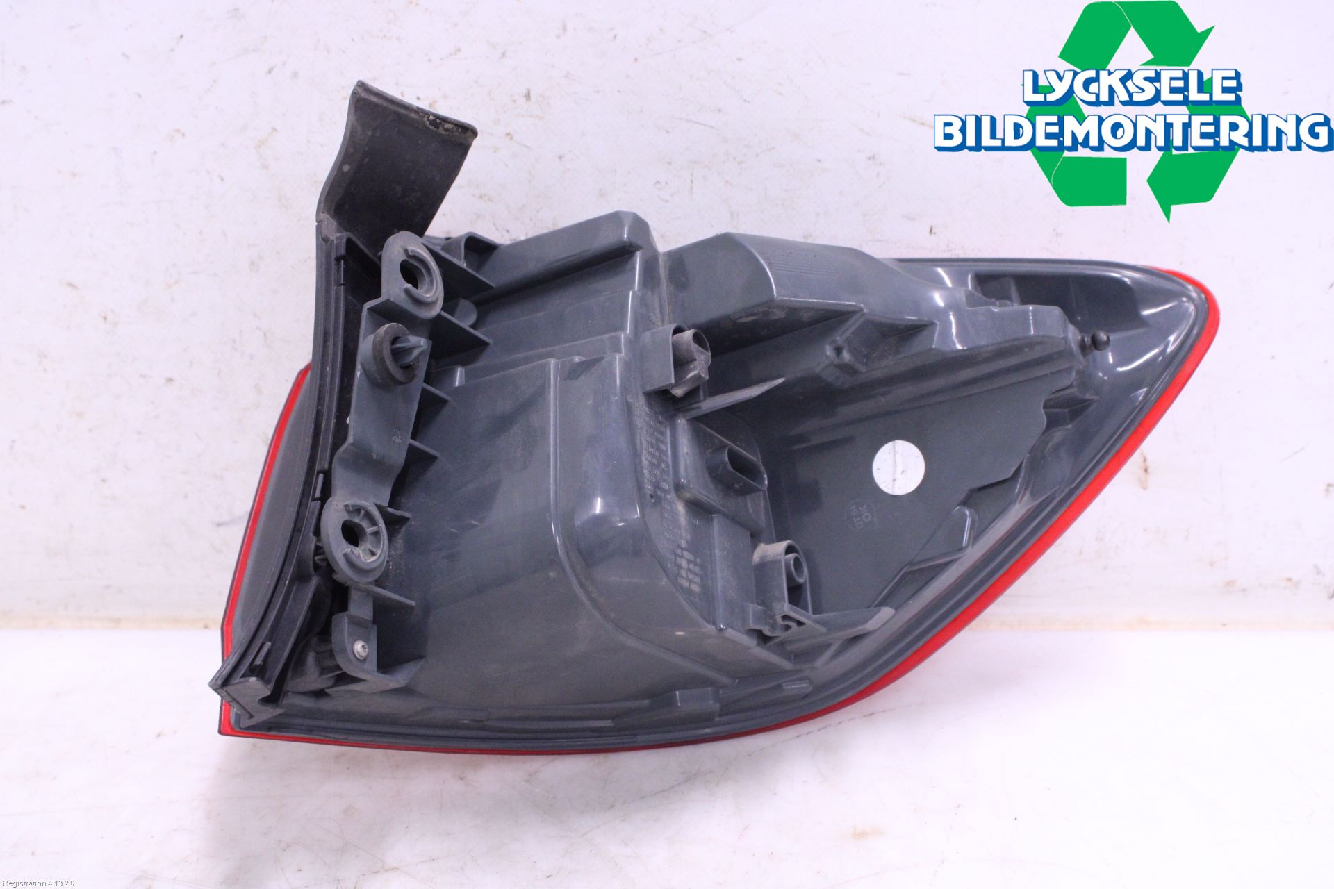 BMW 3 F30/F31/F80 12-19 Bakljus Vänster