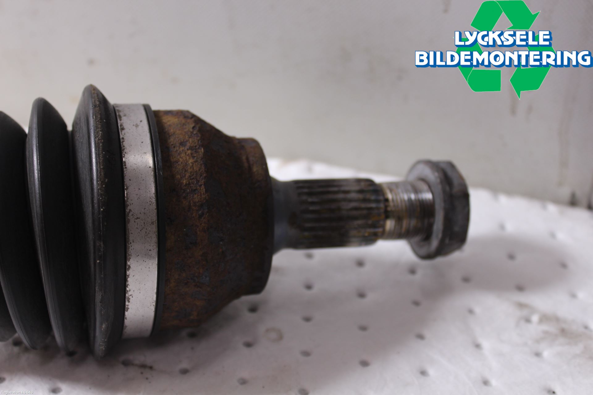 Citroen C3 PICASSO Drivaxel Fram Vänster