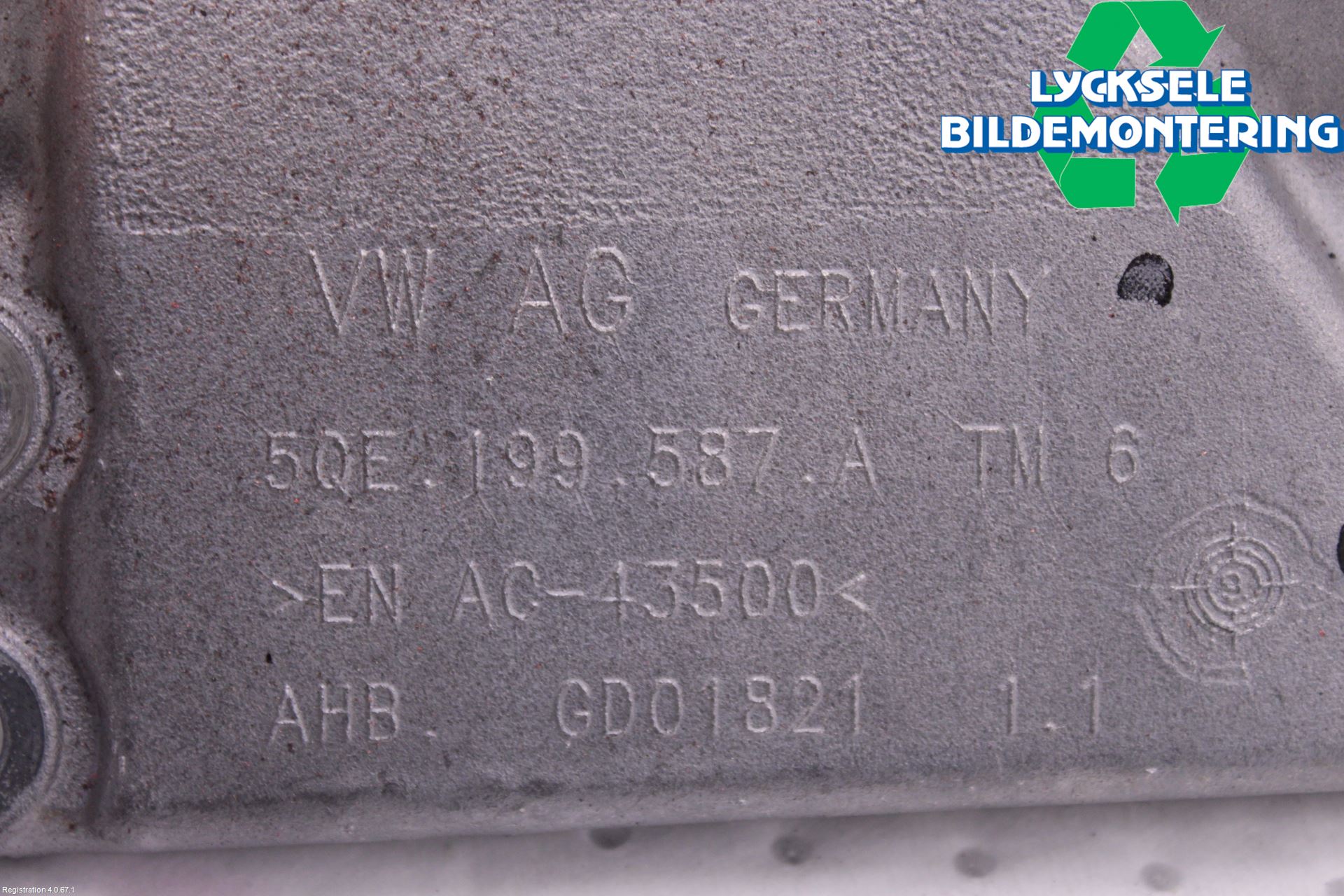 Volkswagen VW GOLF / E-GOLF VII 13-20 Motorfäste