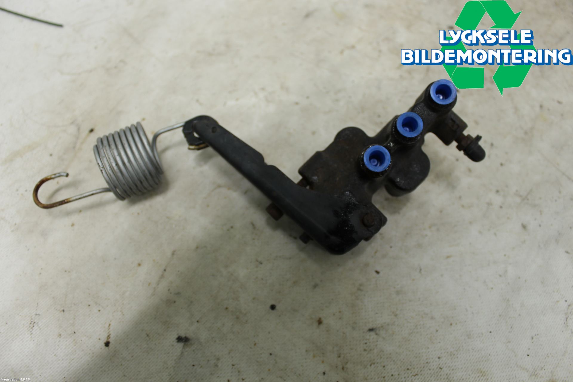 Nissan NAVARA 05-16 Bromsfördelnventil-Block