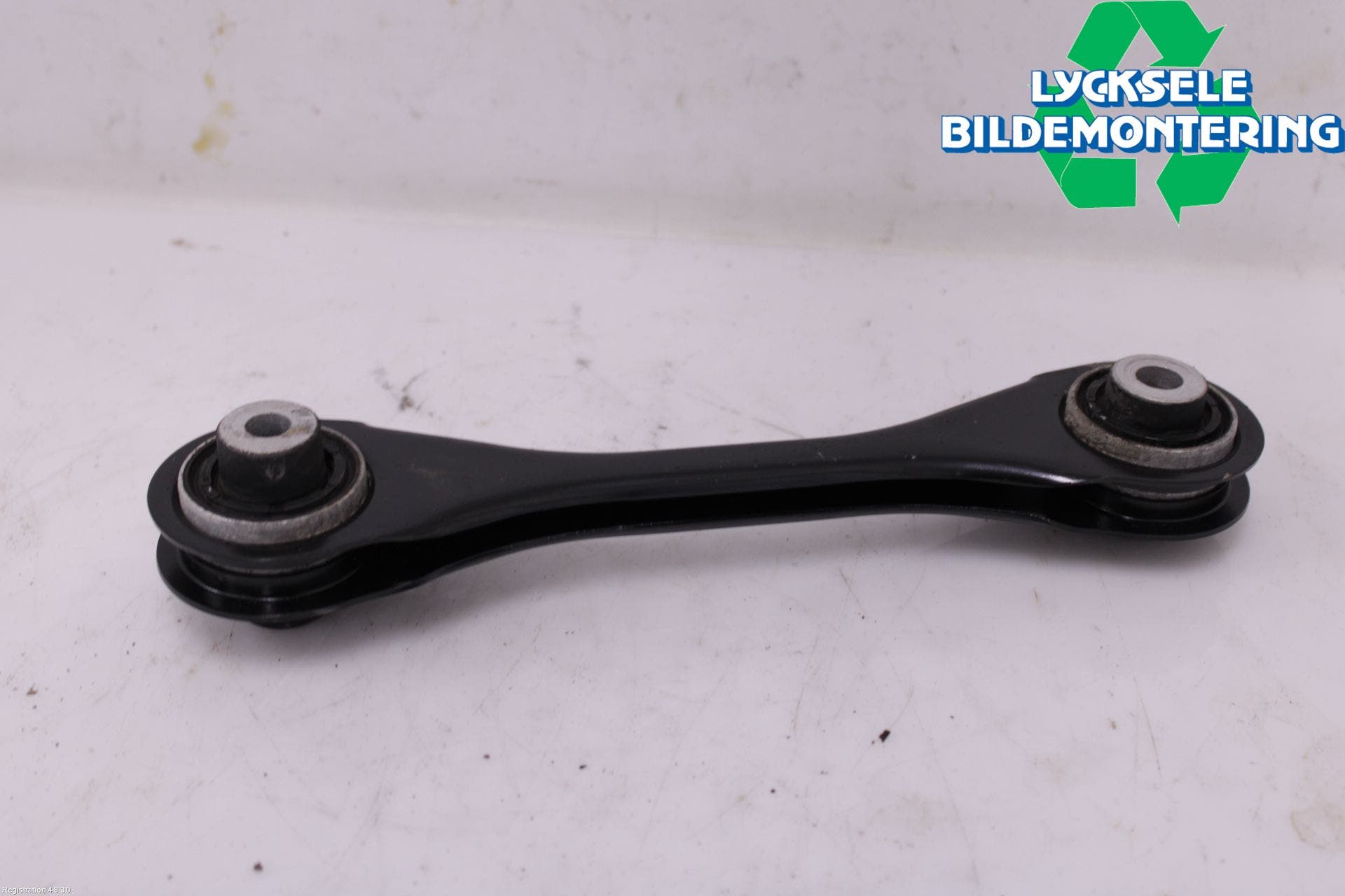 Volkswagen VW ID.4 21- Bärarm Bak Vä-Hö