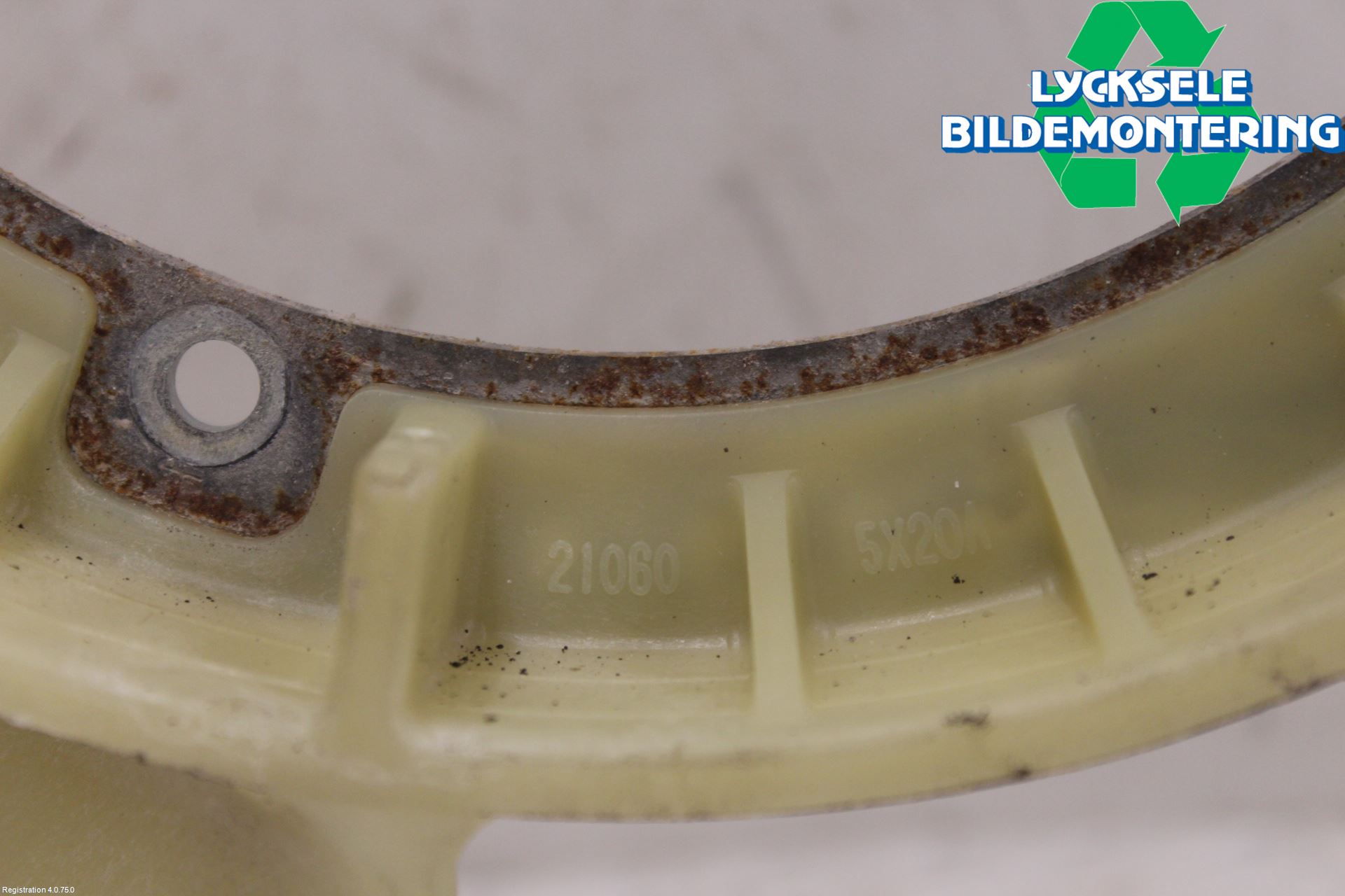 Nissan NAVARA 05-16 Kylfläkt-Vinge