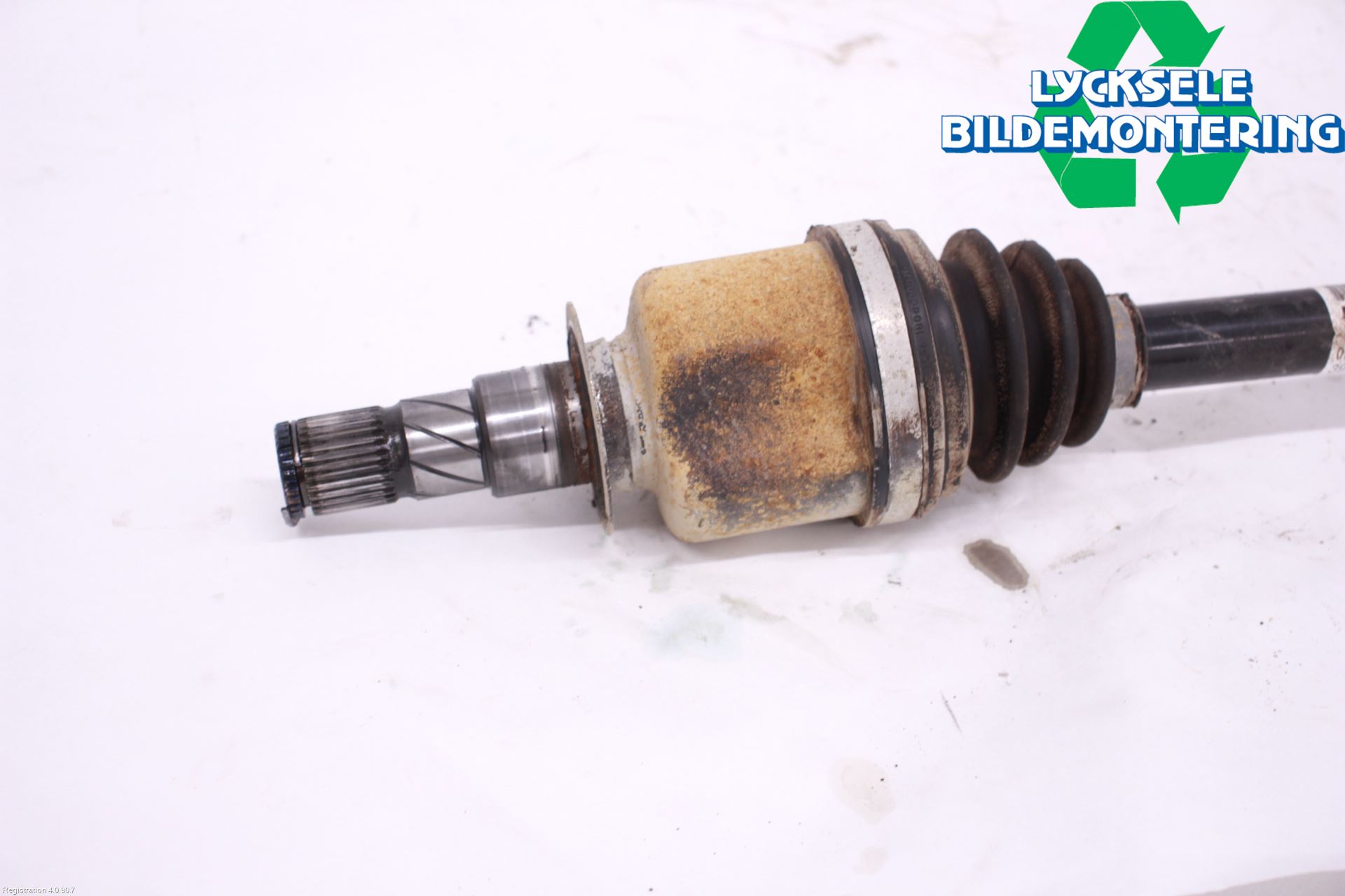Nissan NAVARA, TREK-1 17-21 Drivaxel Fram Höger