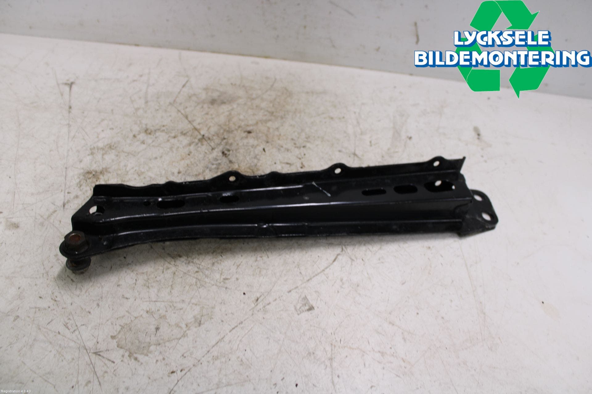 Toyota AURIS 13-19 Motorbalk