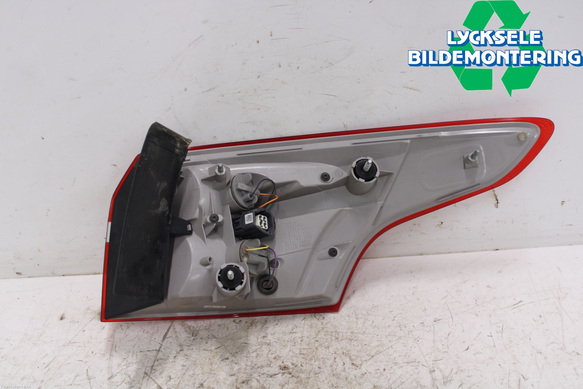 Ford FOCUS 15-18 Bakljus Vänster