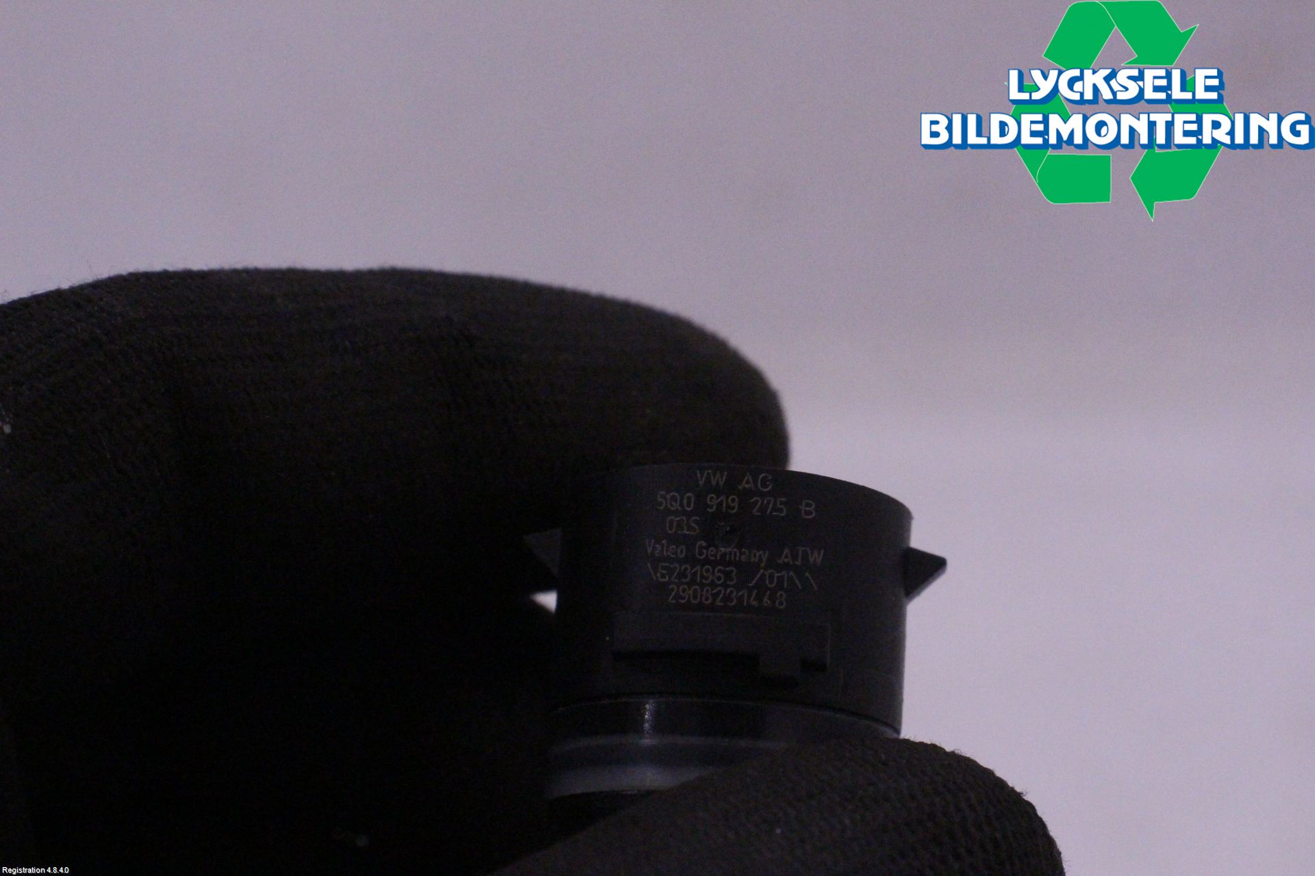 Audi A4/S4 B9 20- Parkeringshjälp Frontsensor